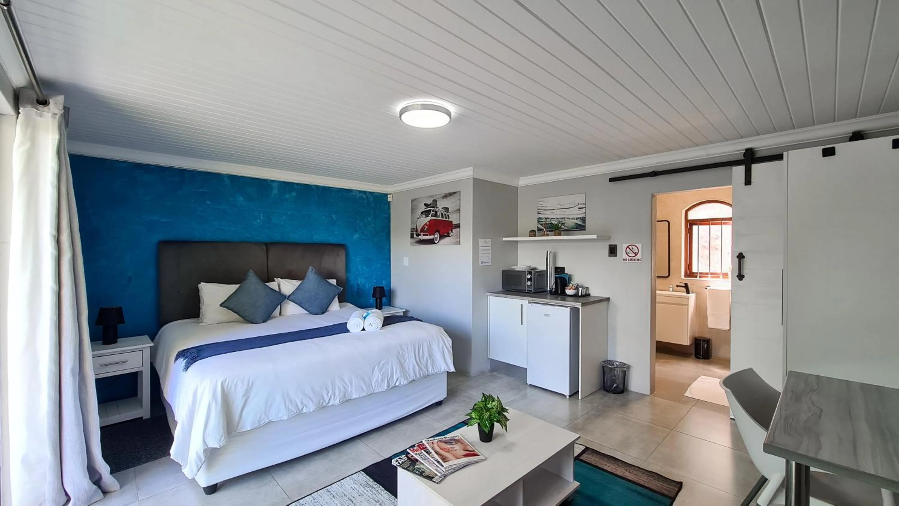 Bed in Vincent Valley Lodge