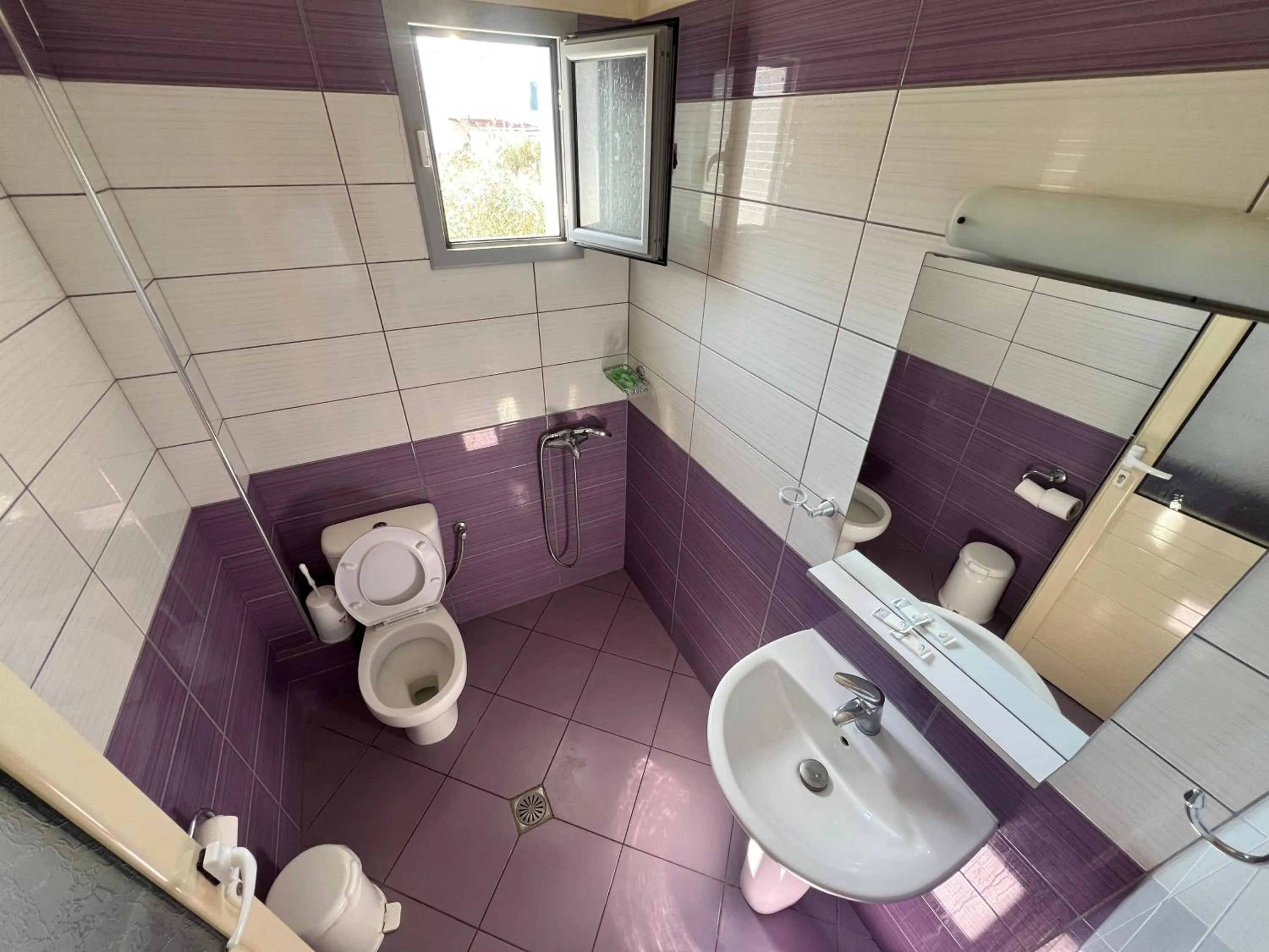 Hotel Prinos
