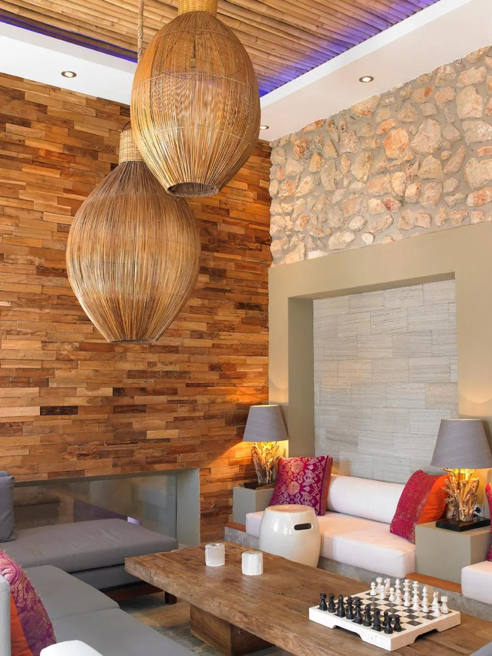 Communal lounge/ TV room in The Giri Residence