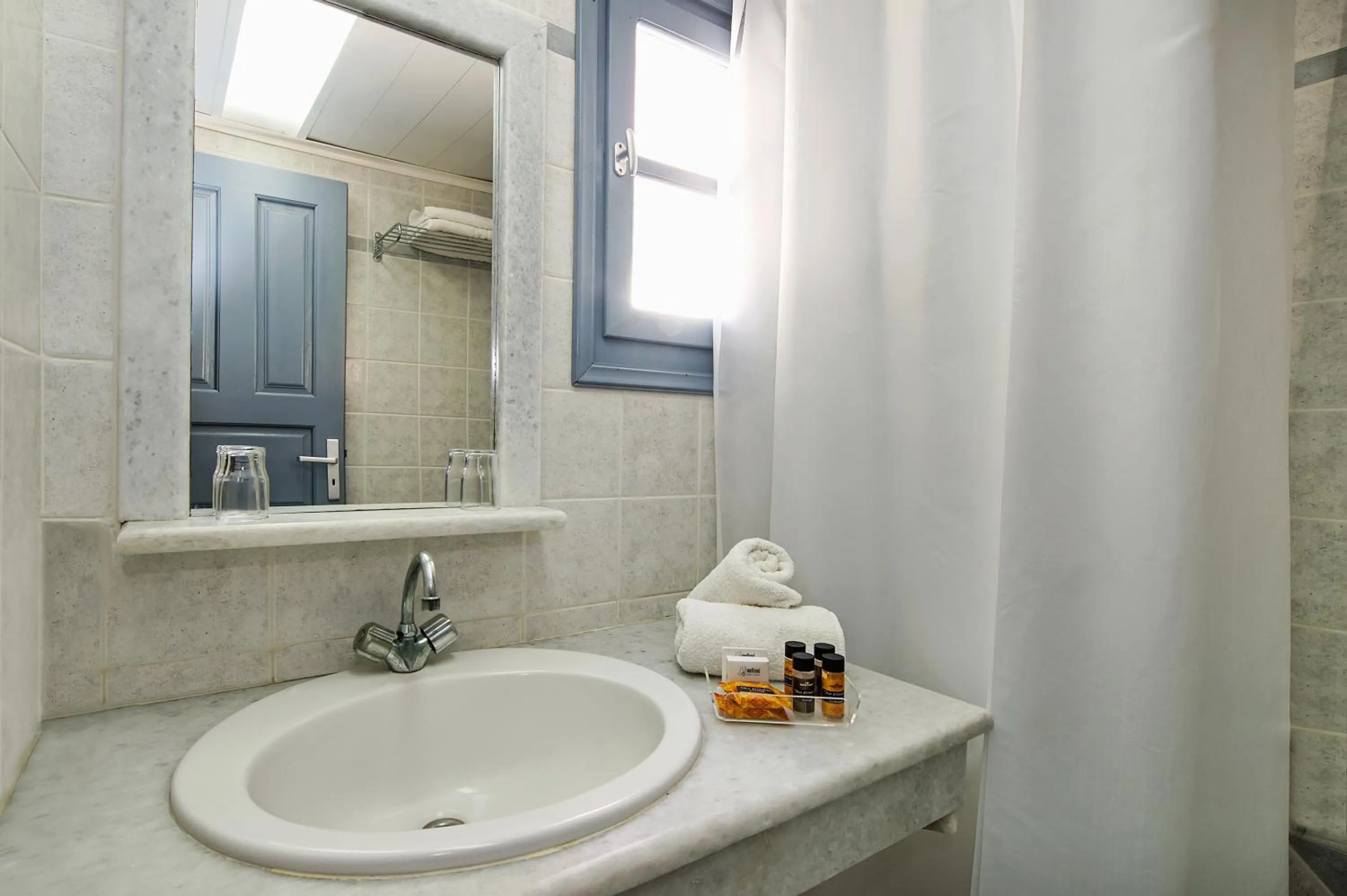 Bathroom in Atlantis Beach Villa