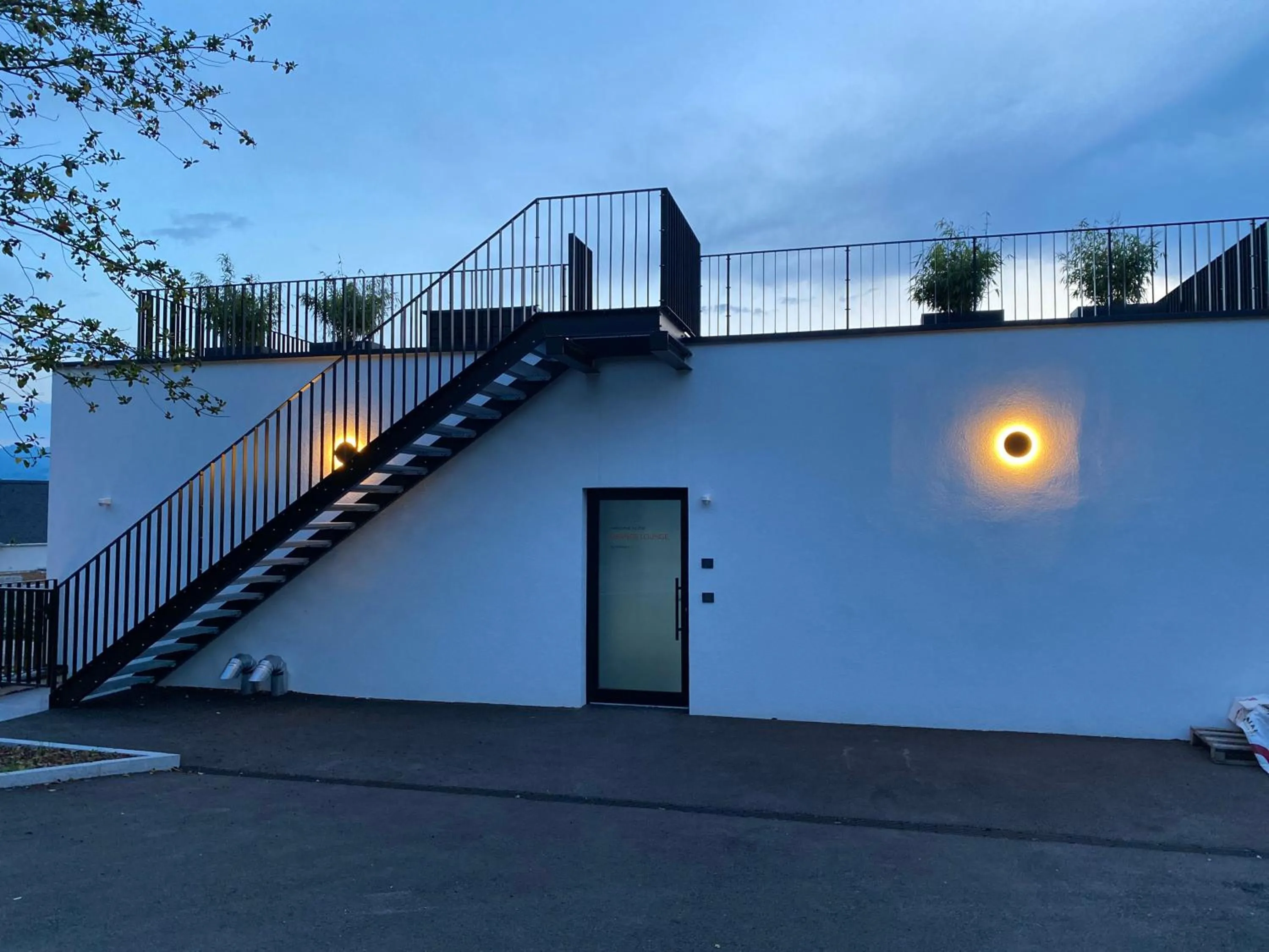 Property building in ORANGE LOUNGE Attersee