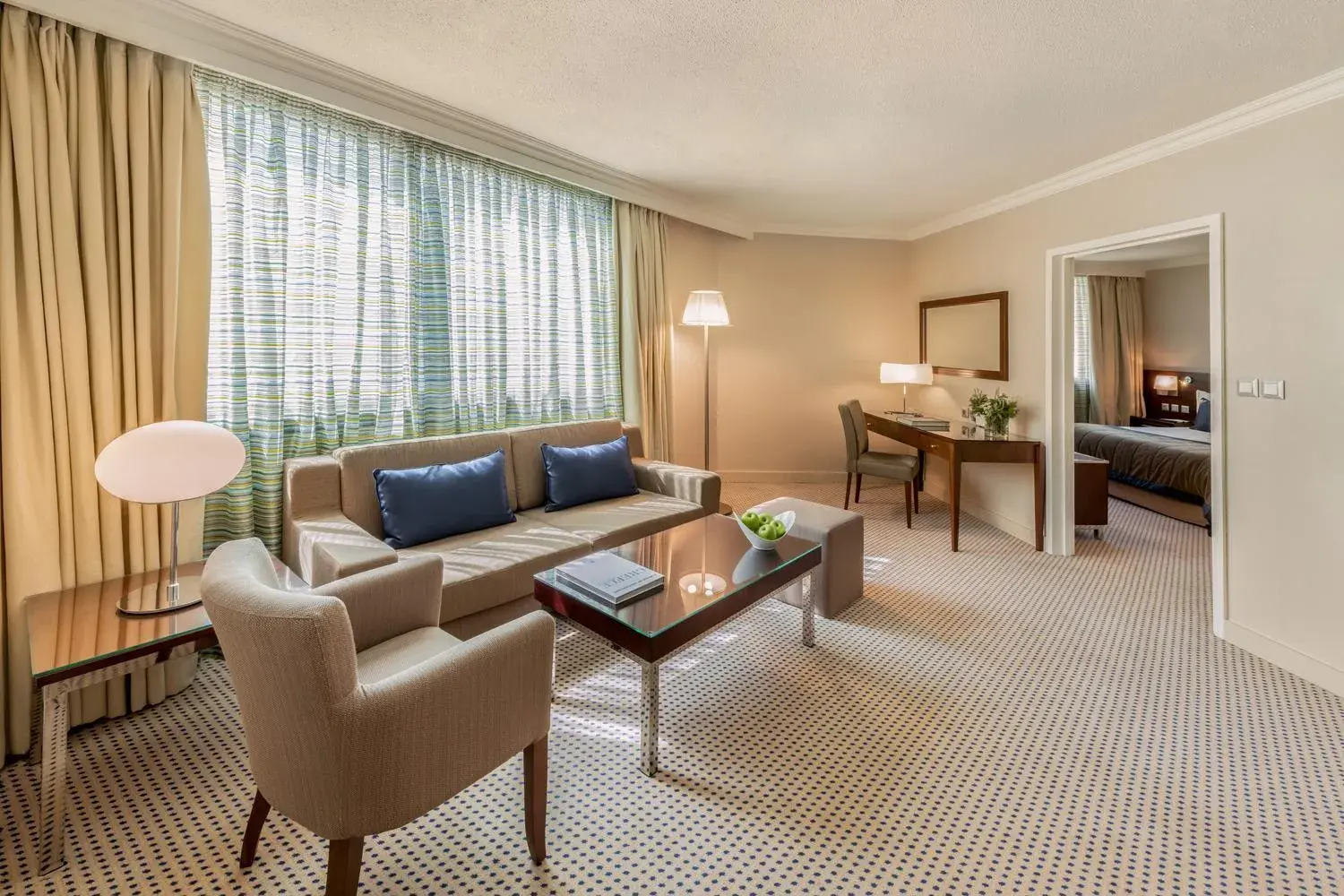 Living room in Athenaeum Intercontinental by IHG Living room in Athenaeum Intercontinental by IHG
