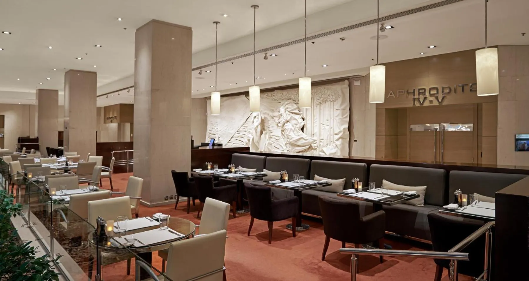 Restaurant/places to eat in Athenaeum Intercontinental by IHG