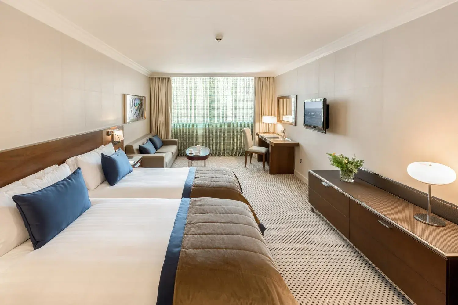 Bedroom, Bed in Athenaeum Intercontinental by IHG Bedroom, Bed in Athenaeum Intercontinental by IHG
