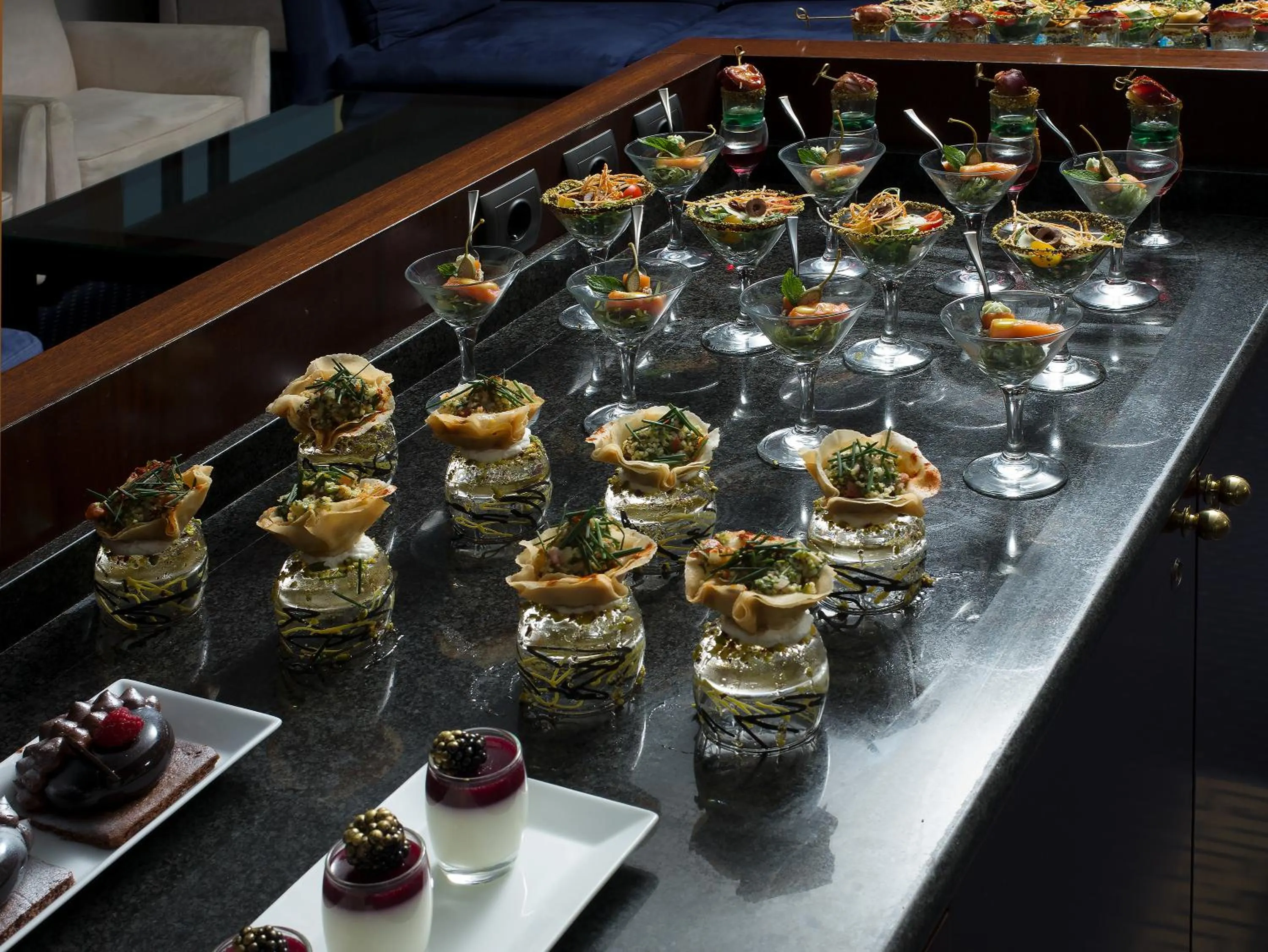 Lounge or bar in Athenaeum Intercontinental by IHG