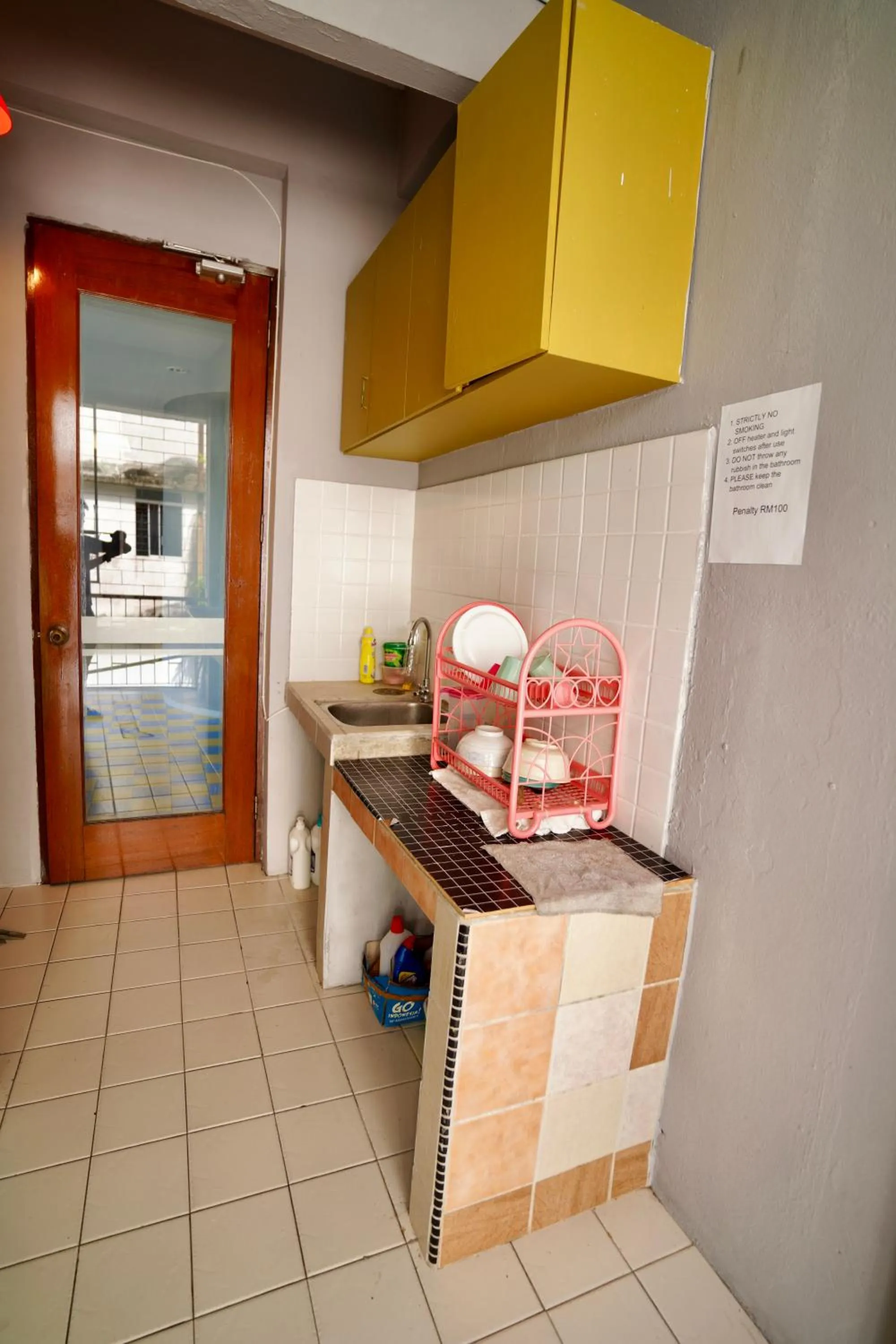 kitchen in Swanling Kuching