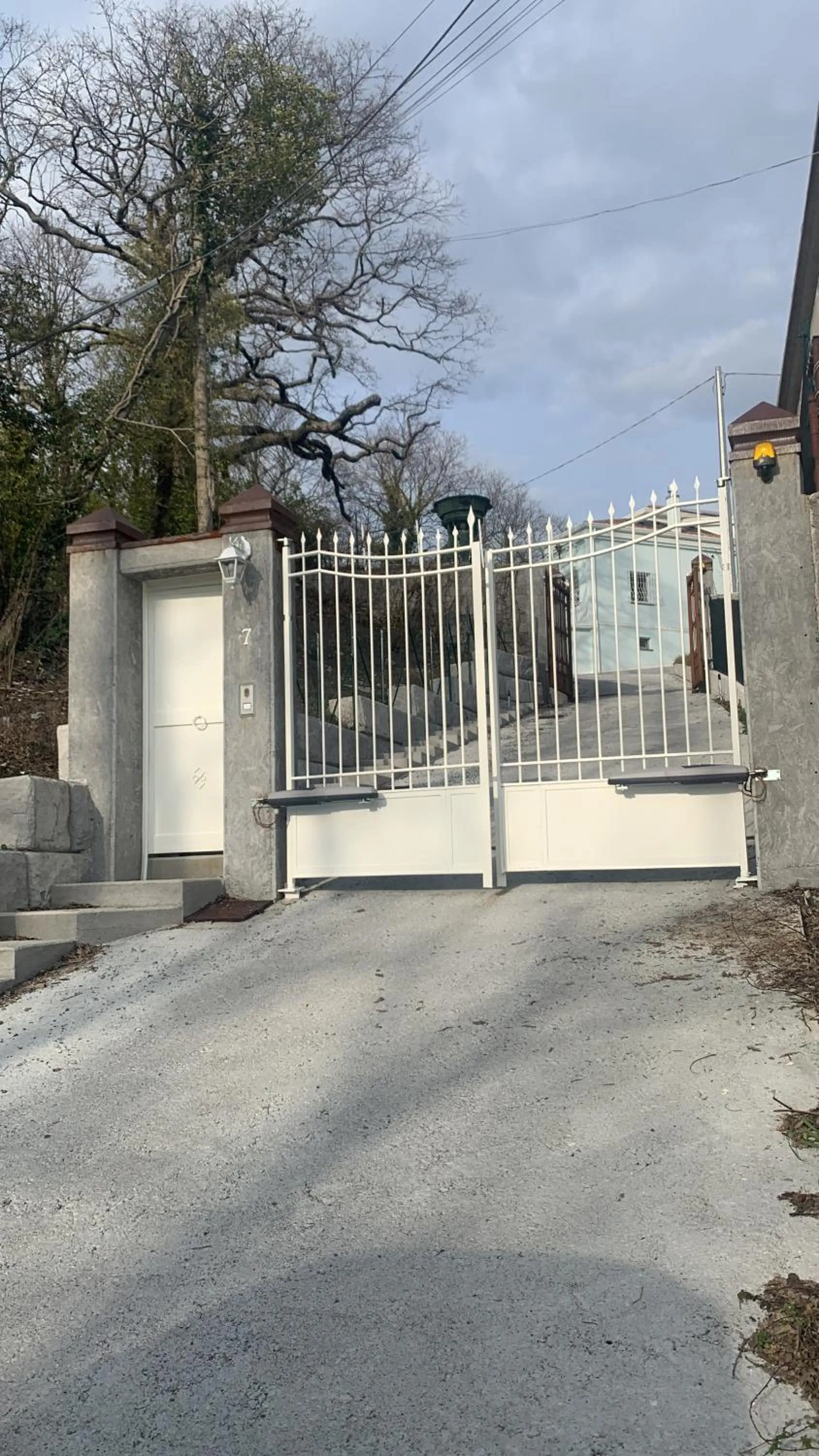 Property Building in VillaOmbrosa