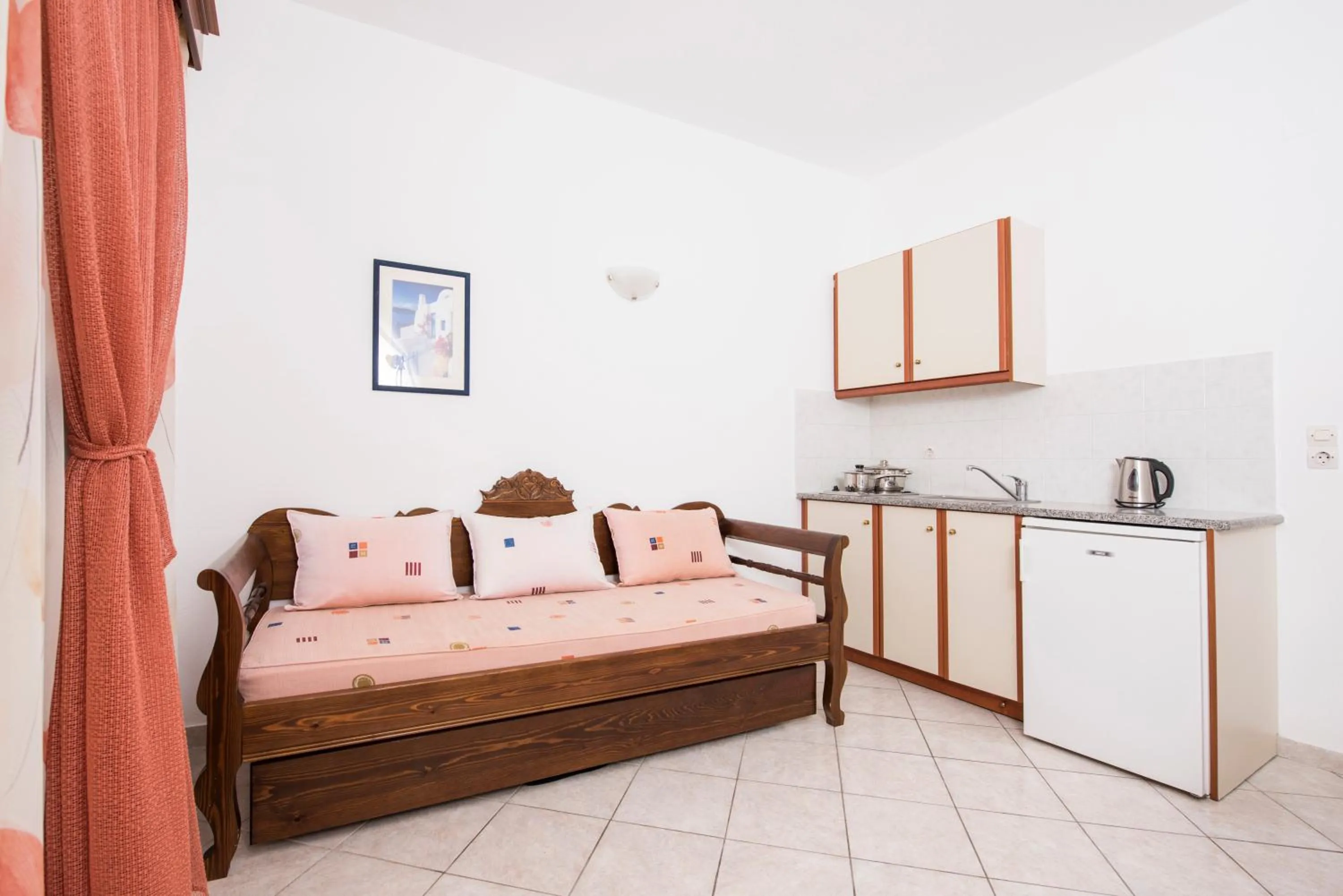 Seating area, Bed in Villa Voula