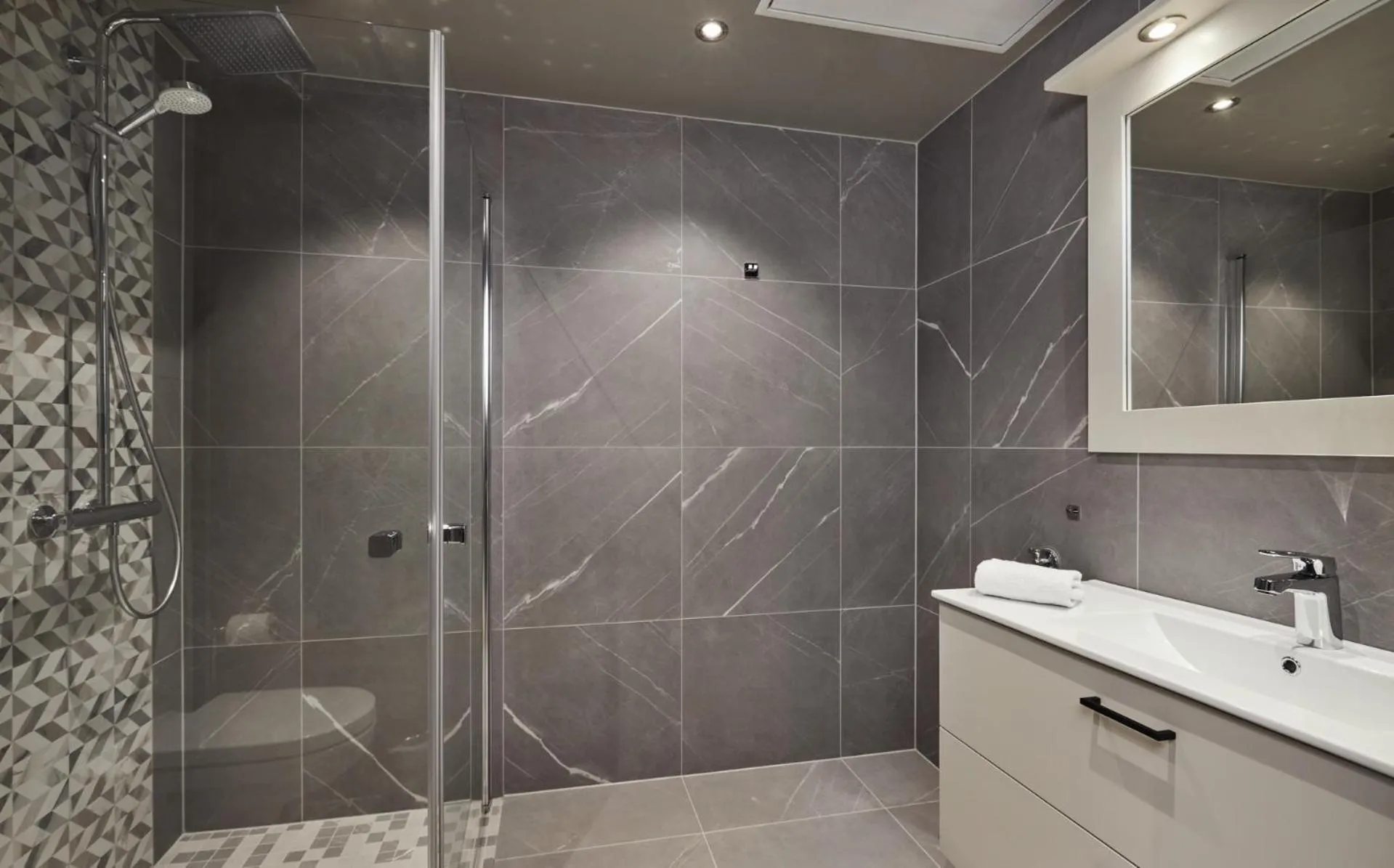 Shower in Riddergaarden Leiligheter