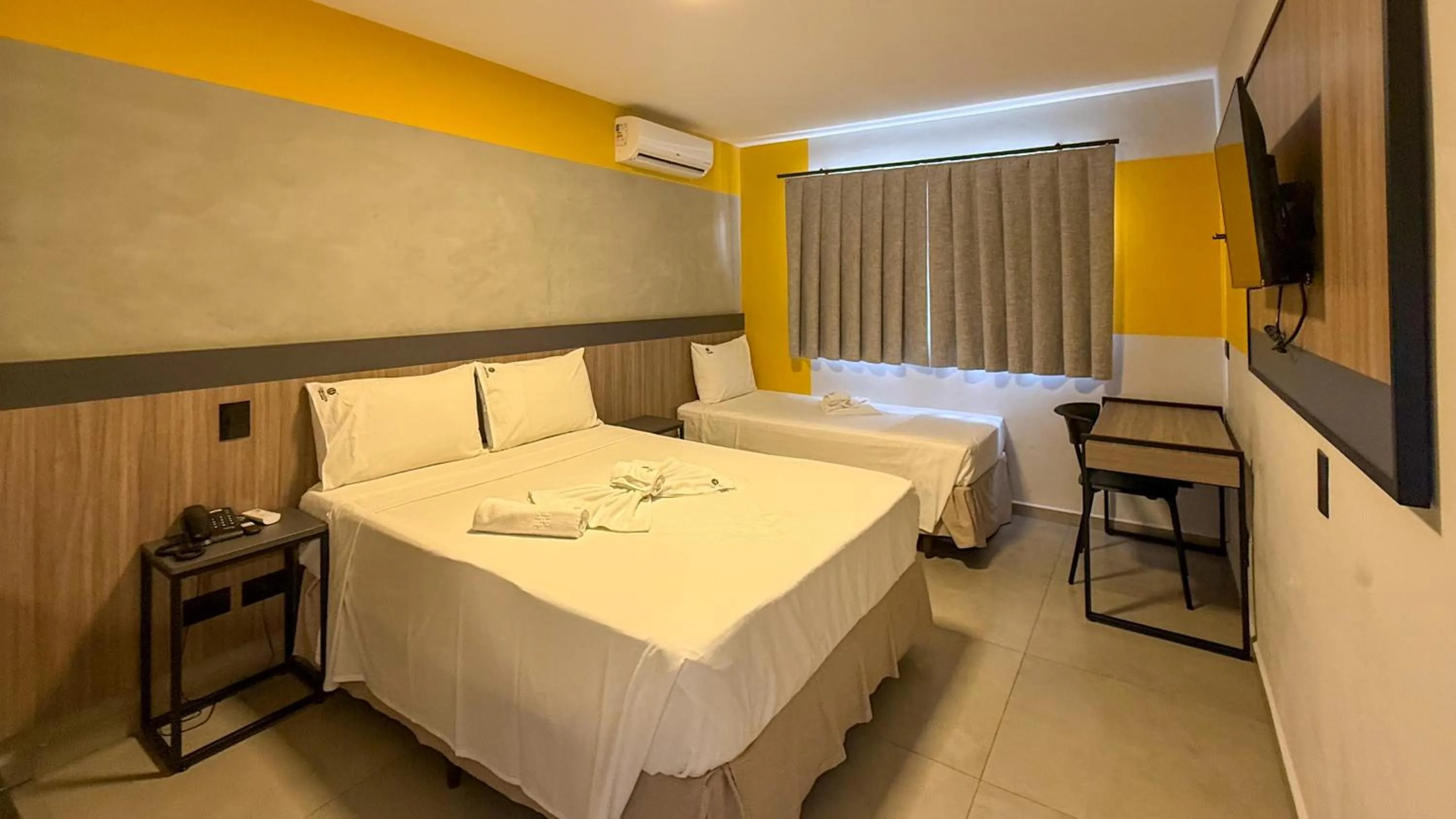 TV and multimedia, Bed in Hotel Coroados Foz Express