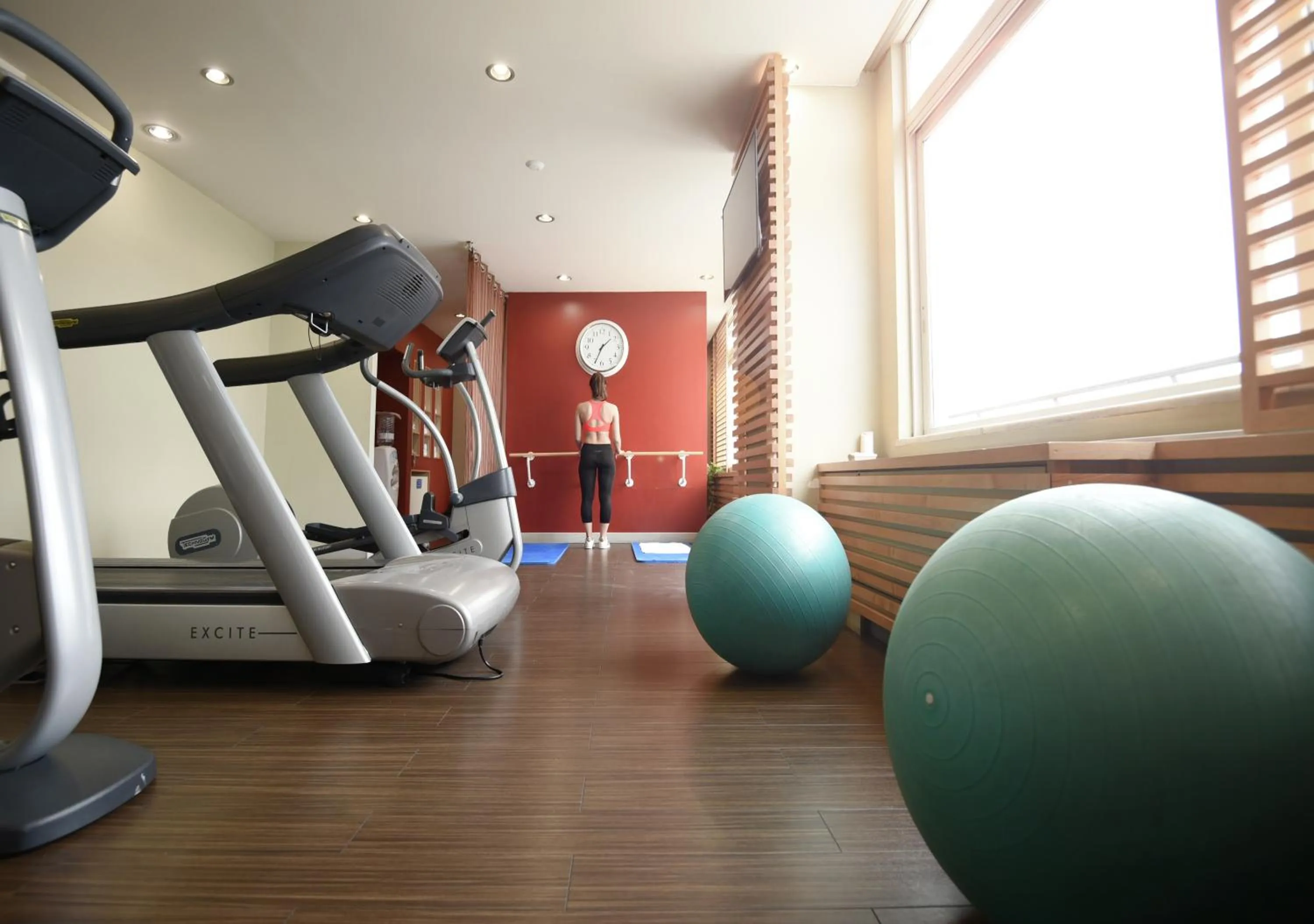 Fitness centre/facilities in Novotel Athens