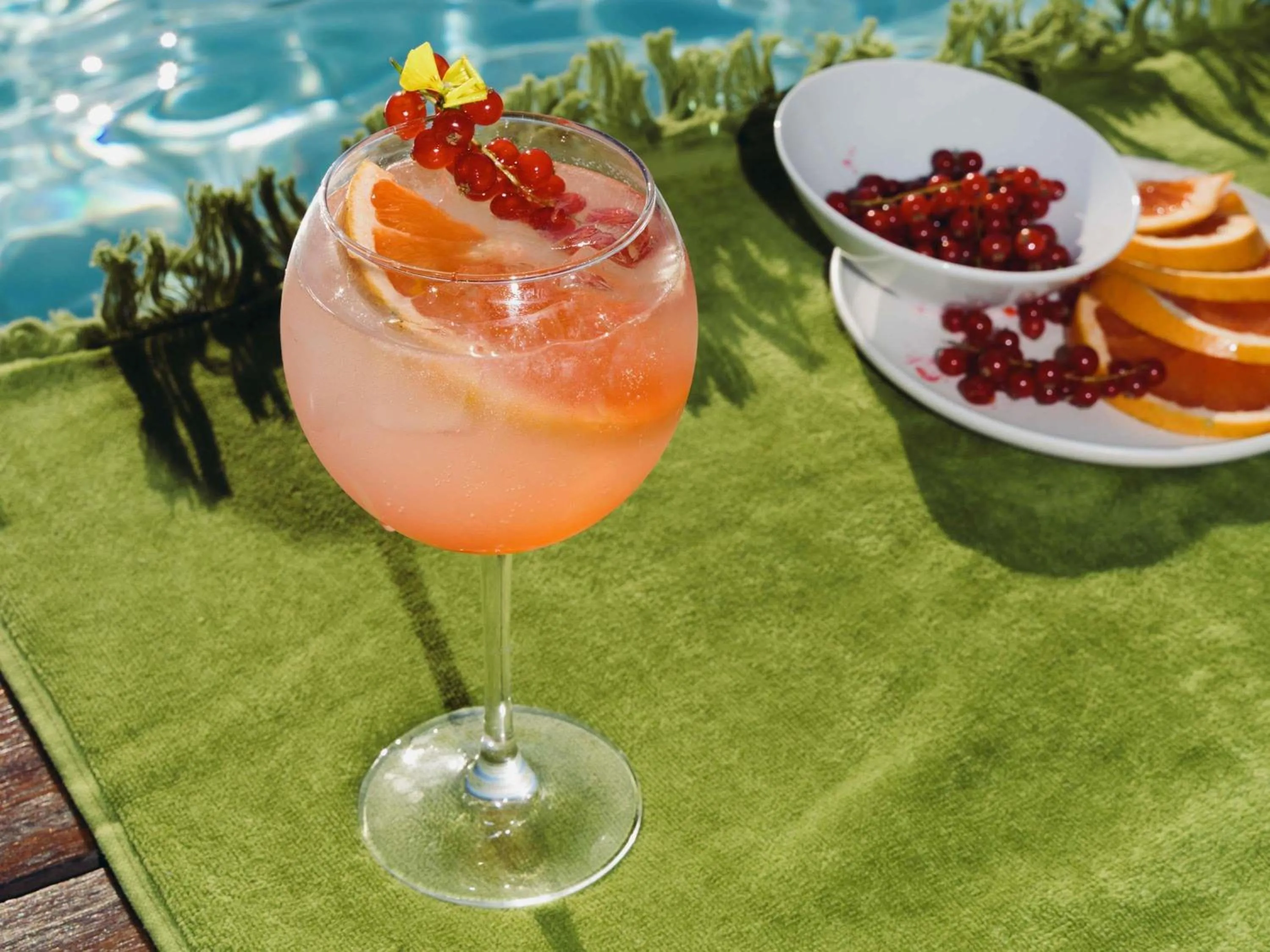 Lounge or bar in Novotel Athens