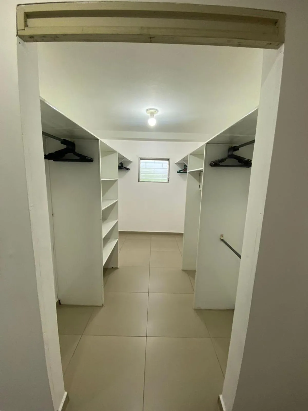 wardrobe in LA RUTA HOTEL CORPORATIVO