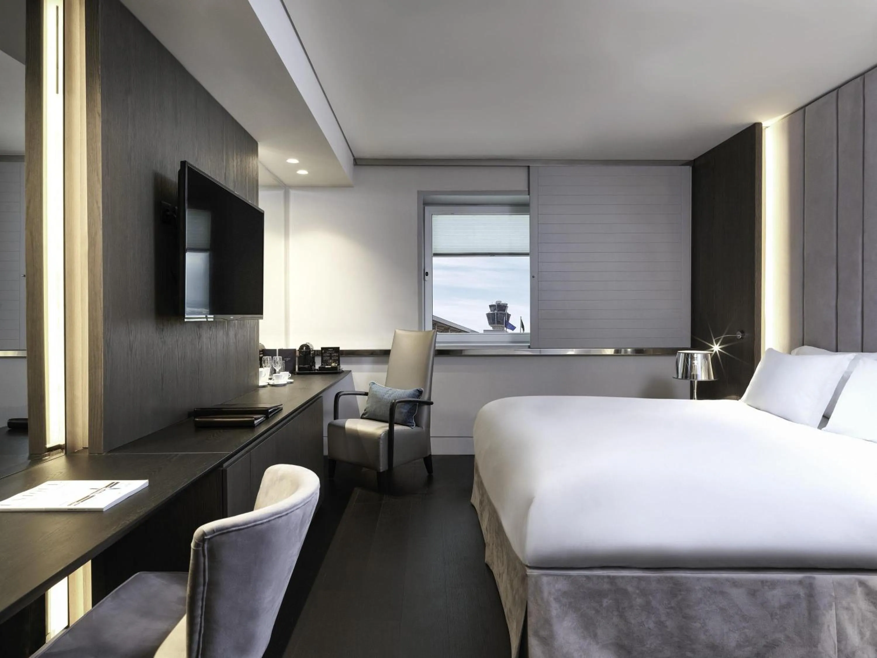 Bedroom, Bed in Sofitel Athens Airport