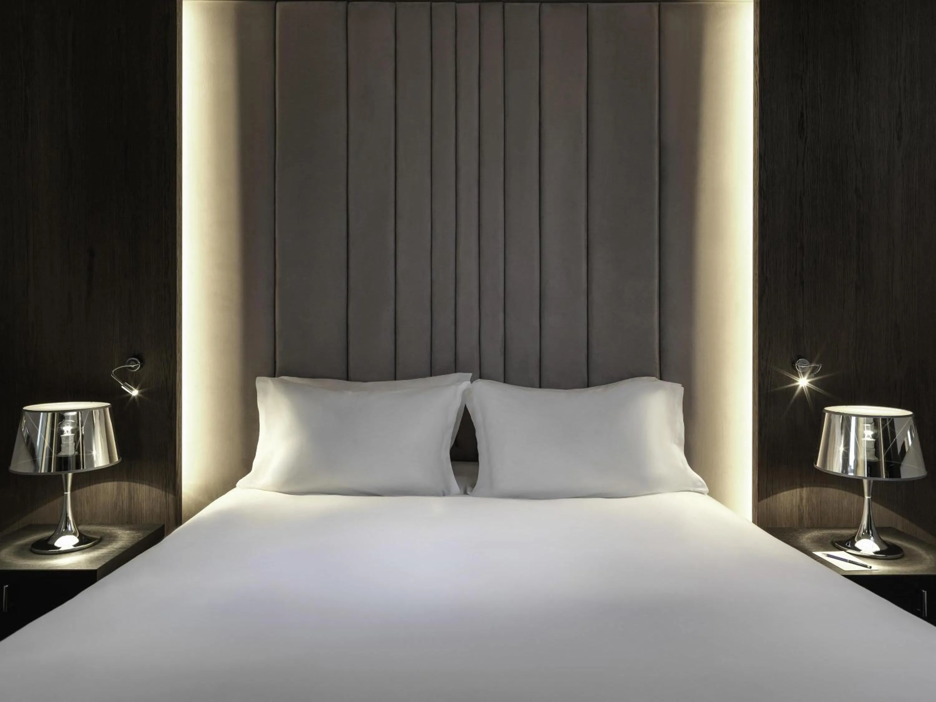 Bedroom, Bed in Sofitel Athens Airport