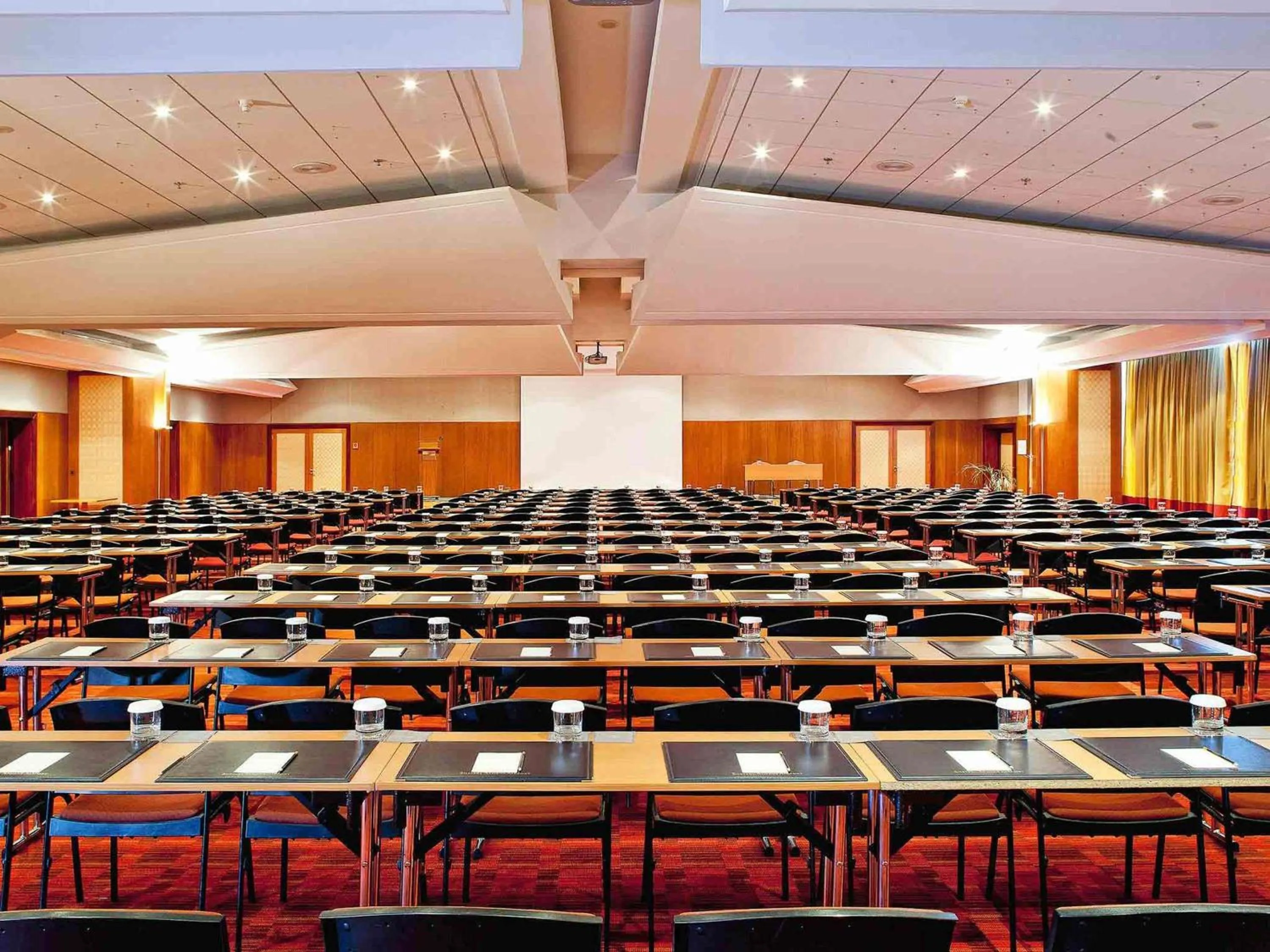 Business facilities in Sofitel Athens Airport