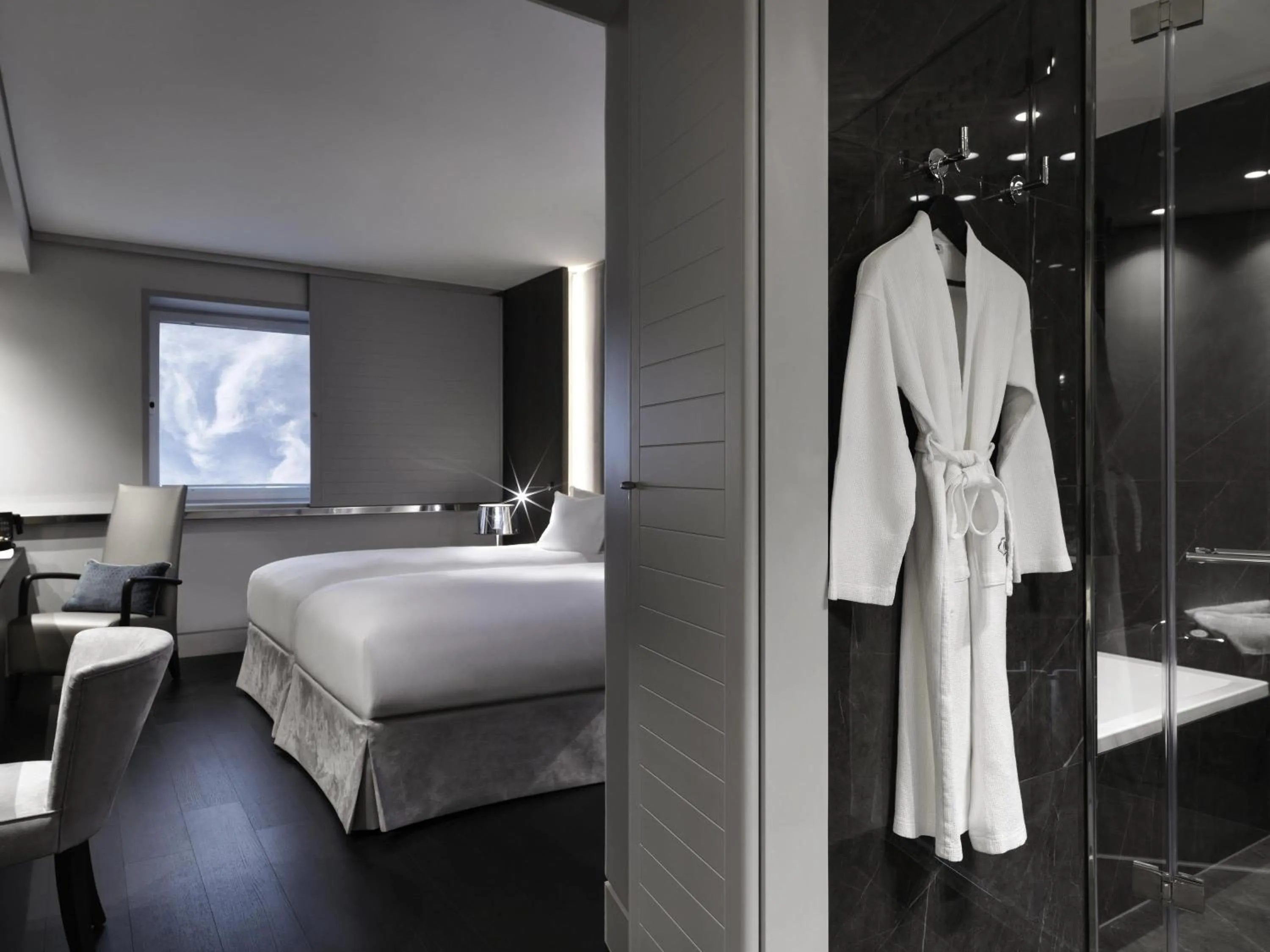 Bedroom, Bed in Sofitel Athens Airport