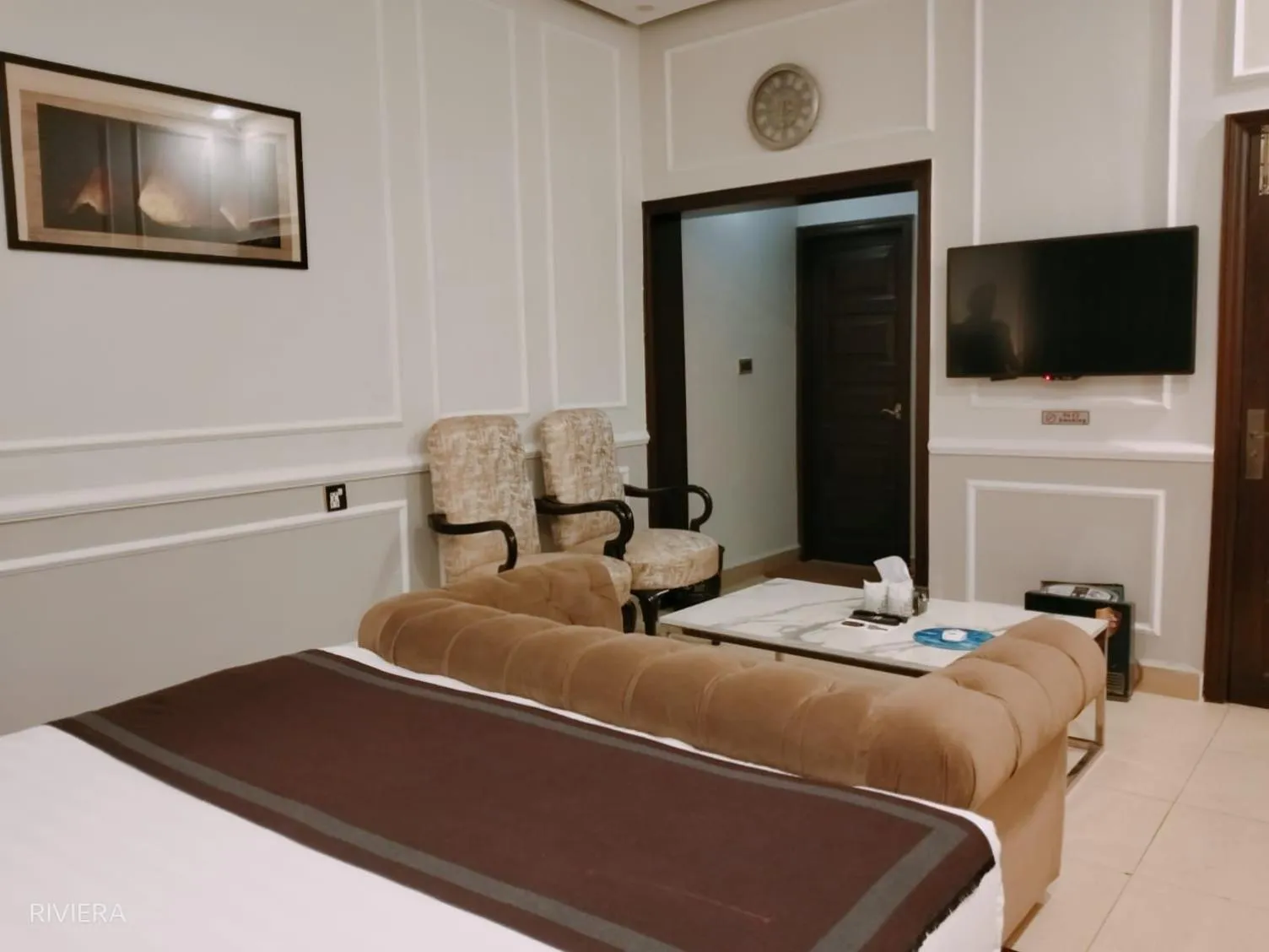 Bed in Riviera Courtyard Guest House Islamabad