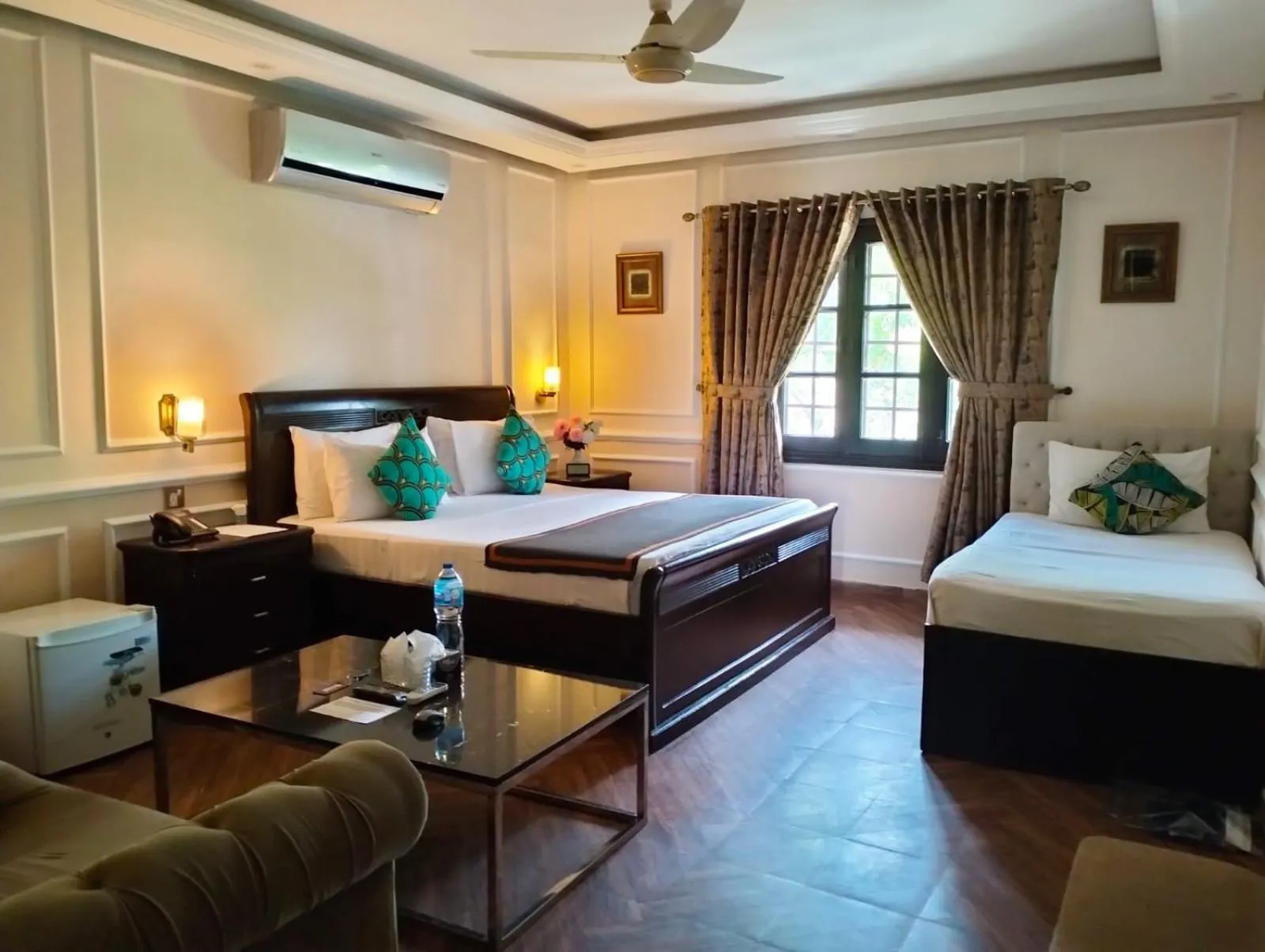 Bedroom, Bed in Riviera Courtyard Guest House Islamabad