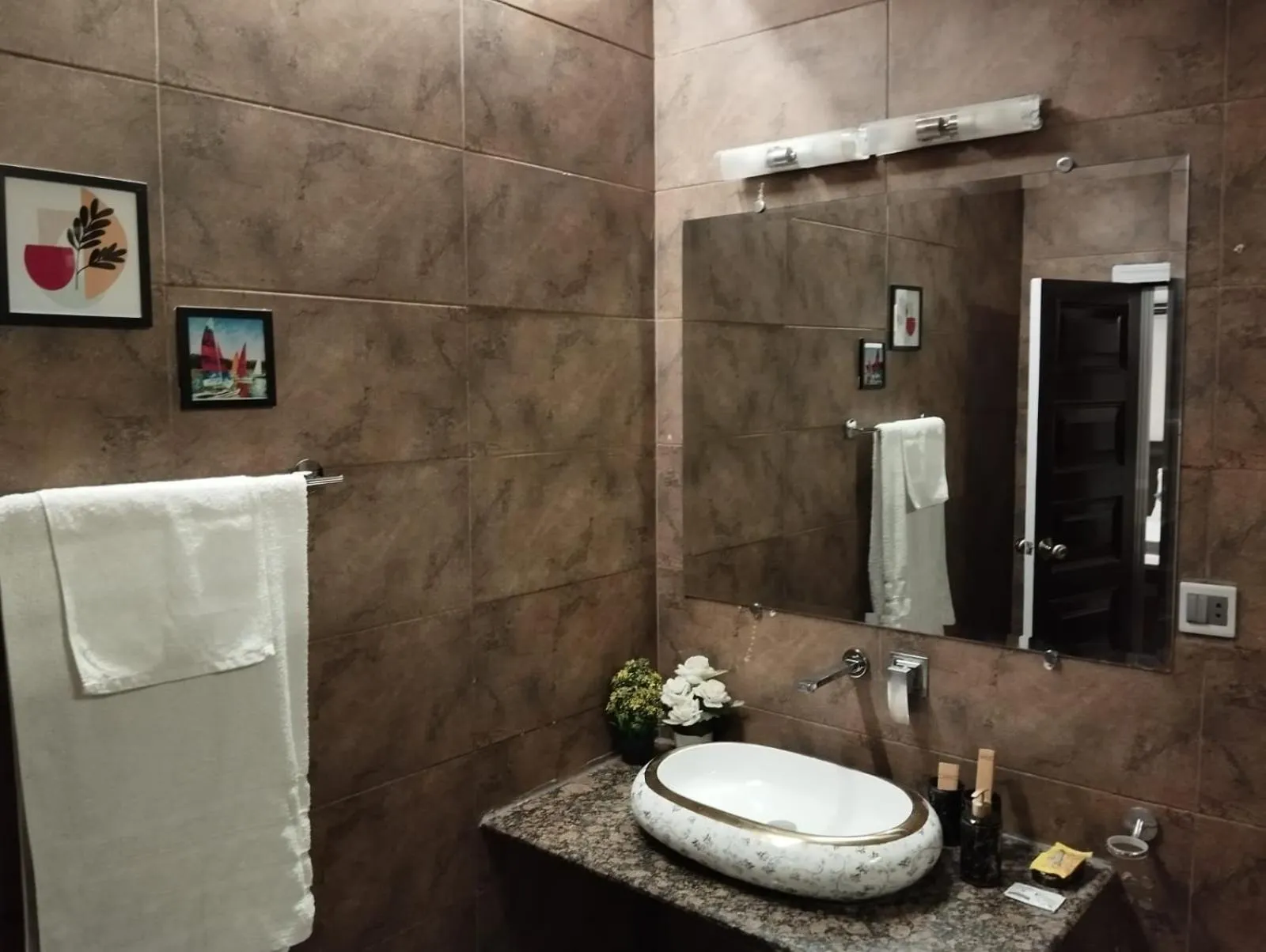 Bathroom in Riviera Courtyard Guest House Islamabad