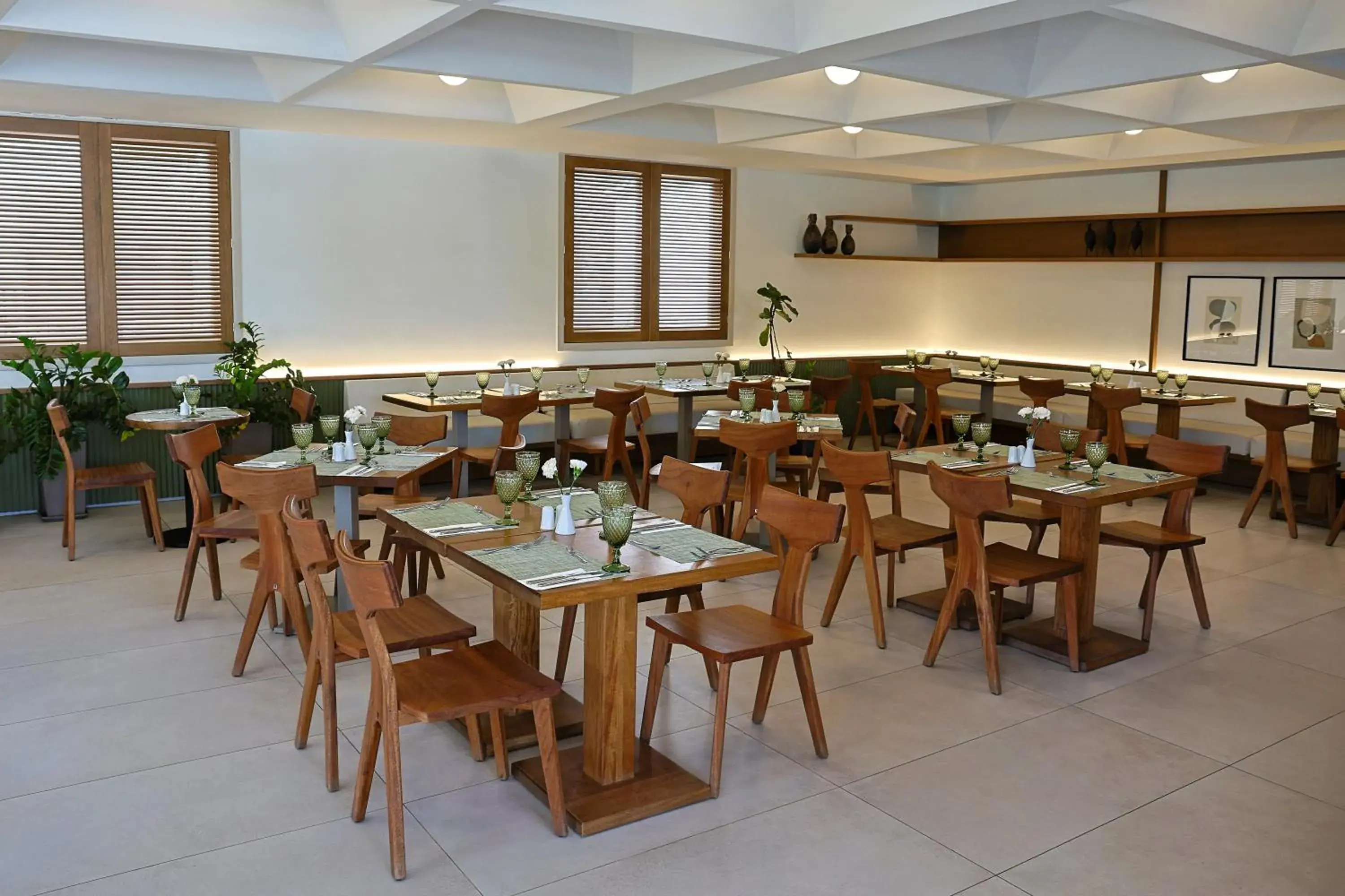 Restaurant/places to eat in Santo Miramare Beach Resort Restaurant/places to eat in Santo Miramare Beach Resort