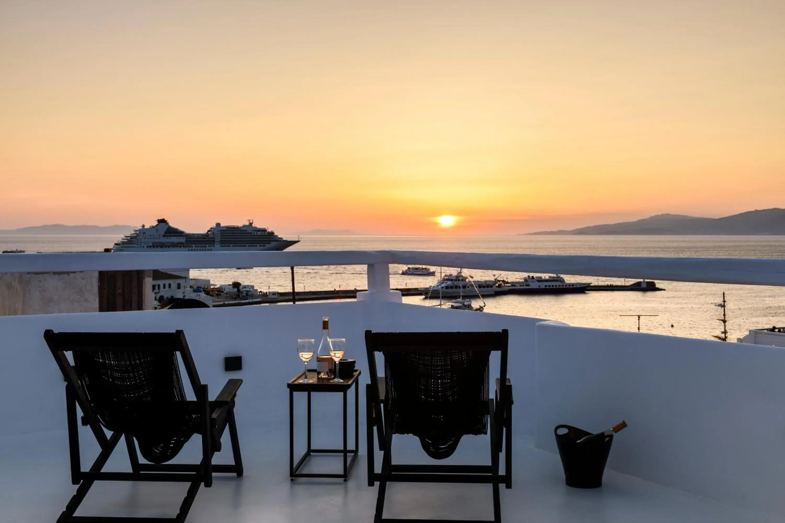 She Mykonos - The Residency She Mykonos - The Residency
