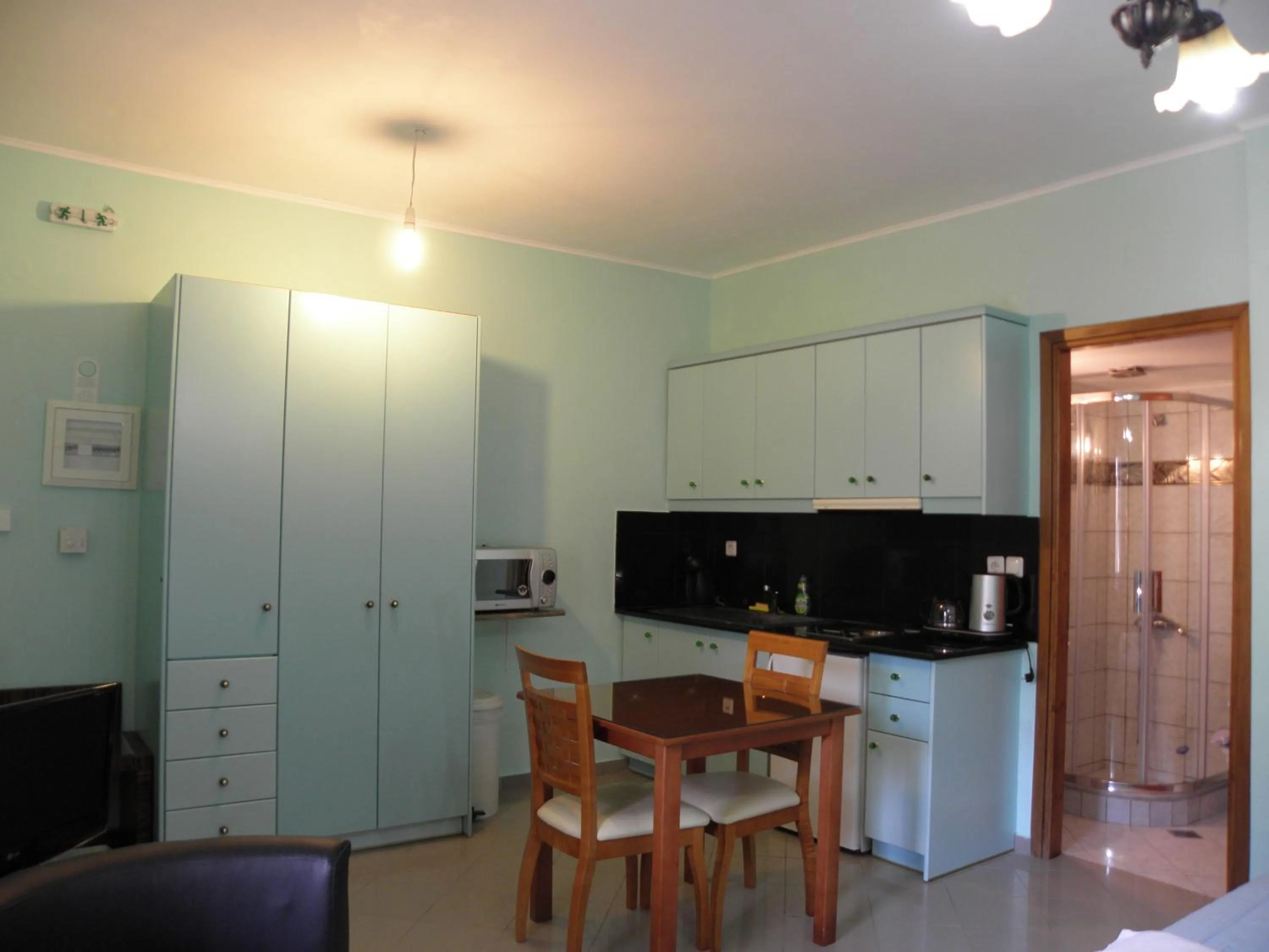 Coffee/tea facilities in Irida Beach Resort Suites