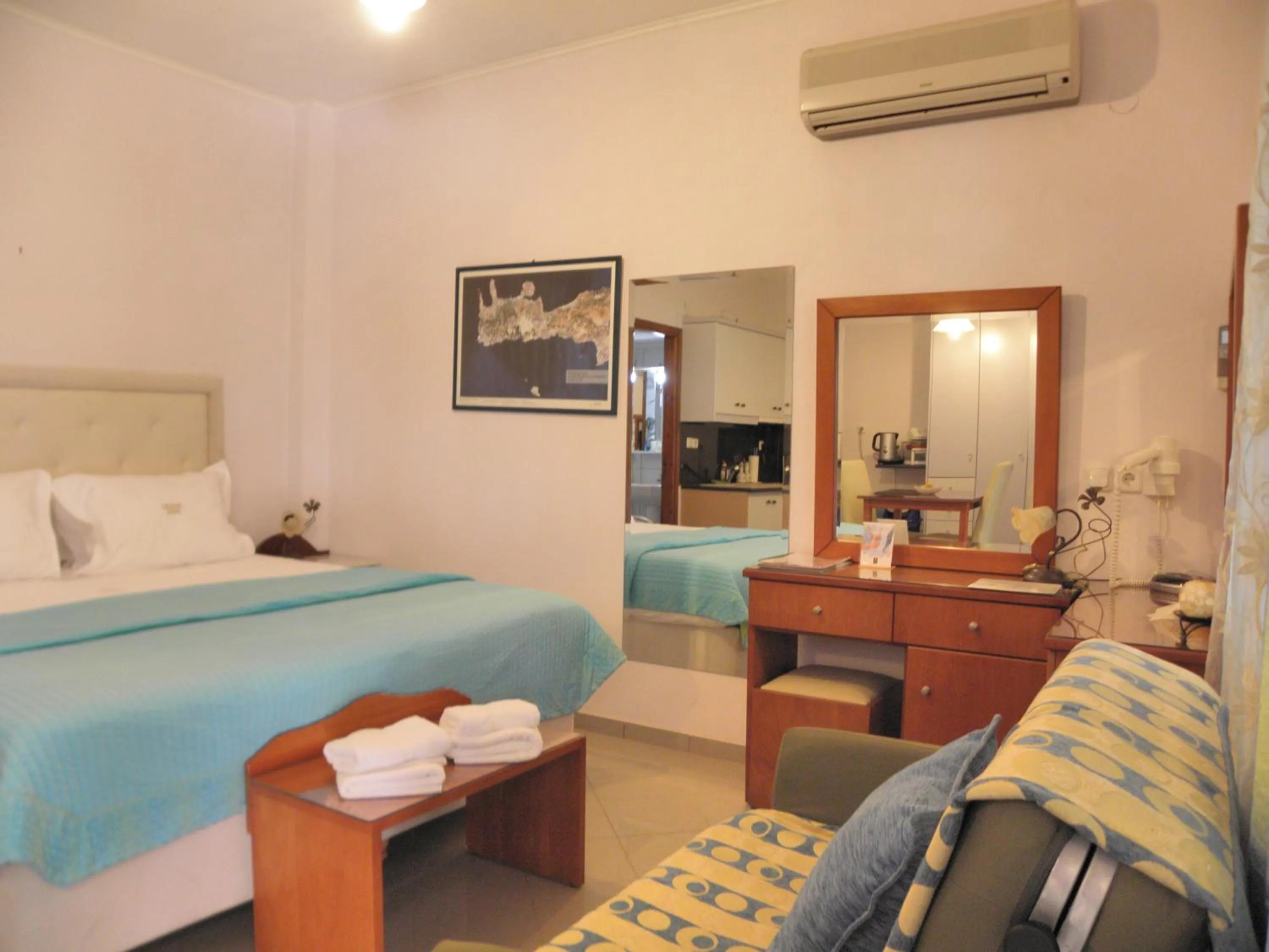 Garden, Bed in Irida Beach Resort Suites