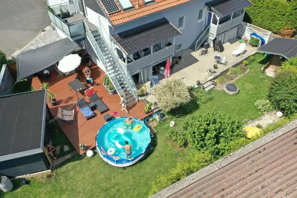 Kornhaus - schöne Ferienwohnung mit Pool, Kamin und Terrasse Kornhaus - schöne Ferienwohnung mit Pool, Kamin und Terrasse