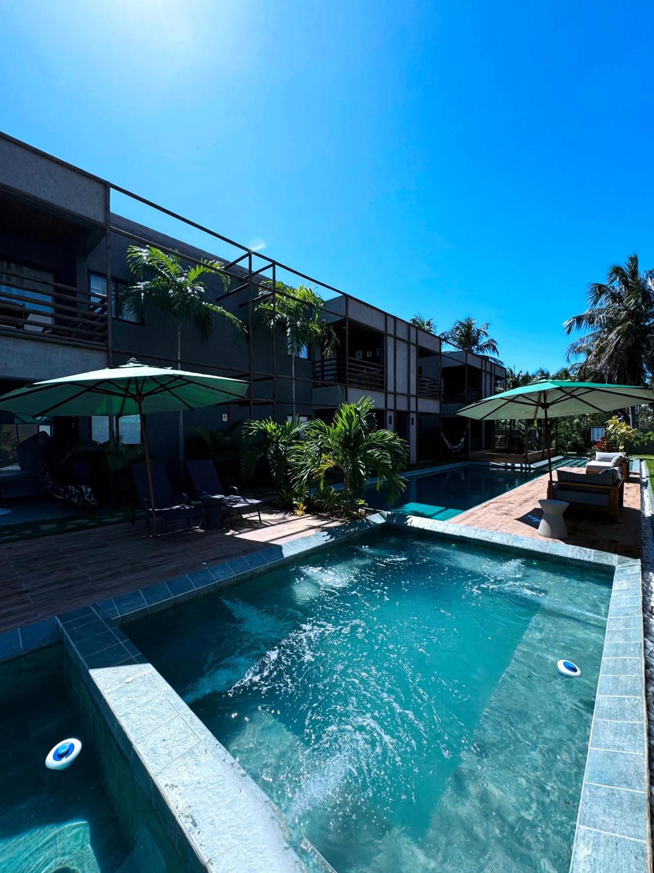 Pool view in KAMBY MILAGRES l Natureza e Conforto