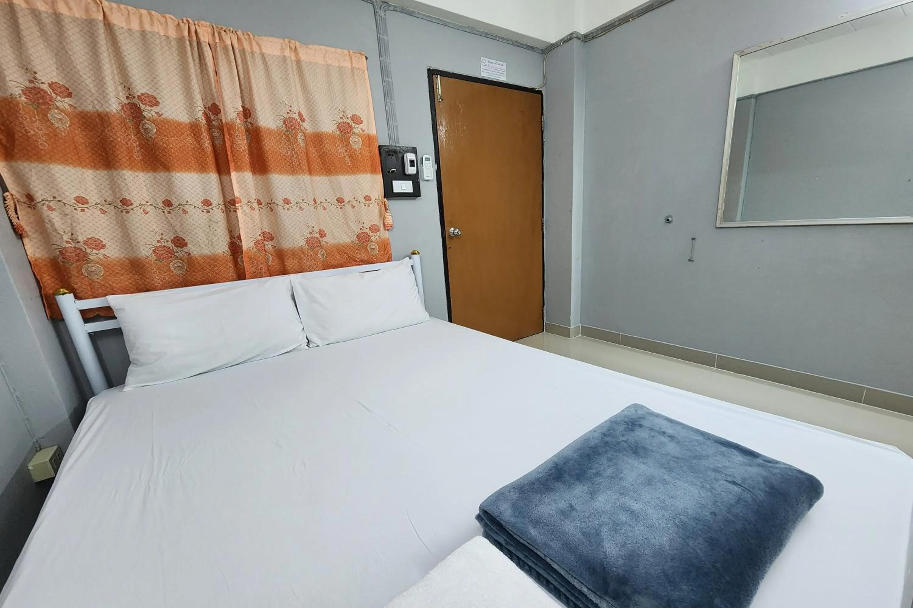 Bedroom, Bed in Green Apartment Kaset