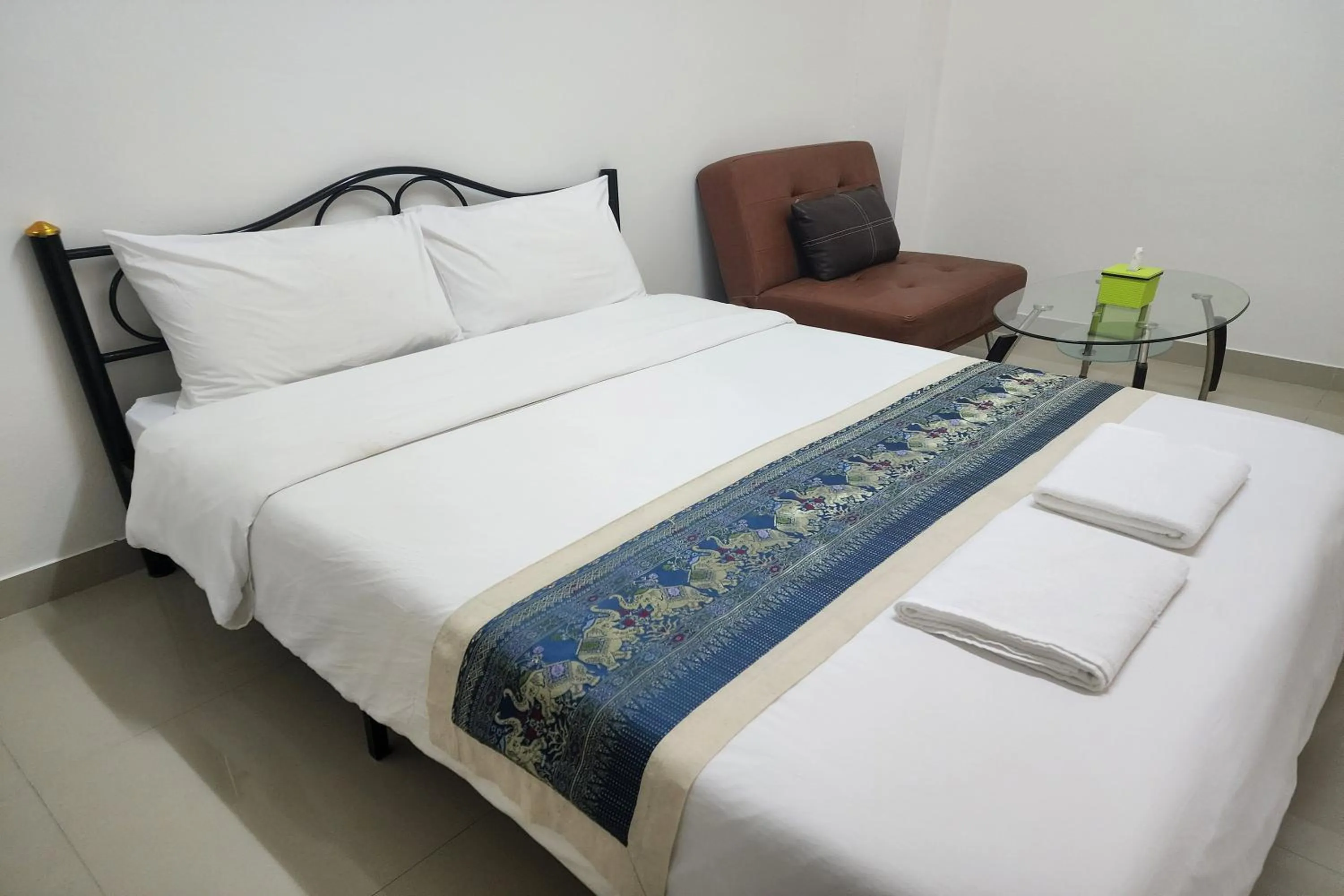 Bedroom, Bed in Green Apartment Kaset