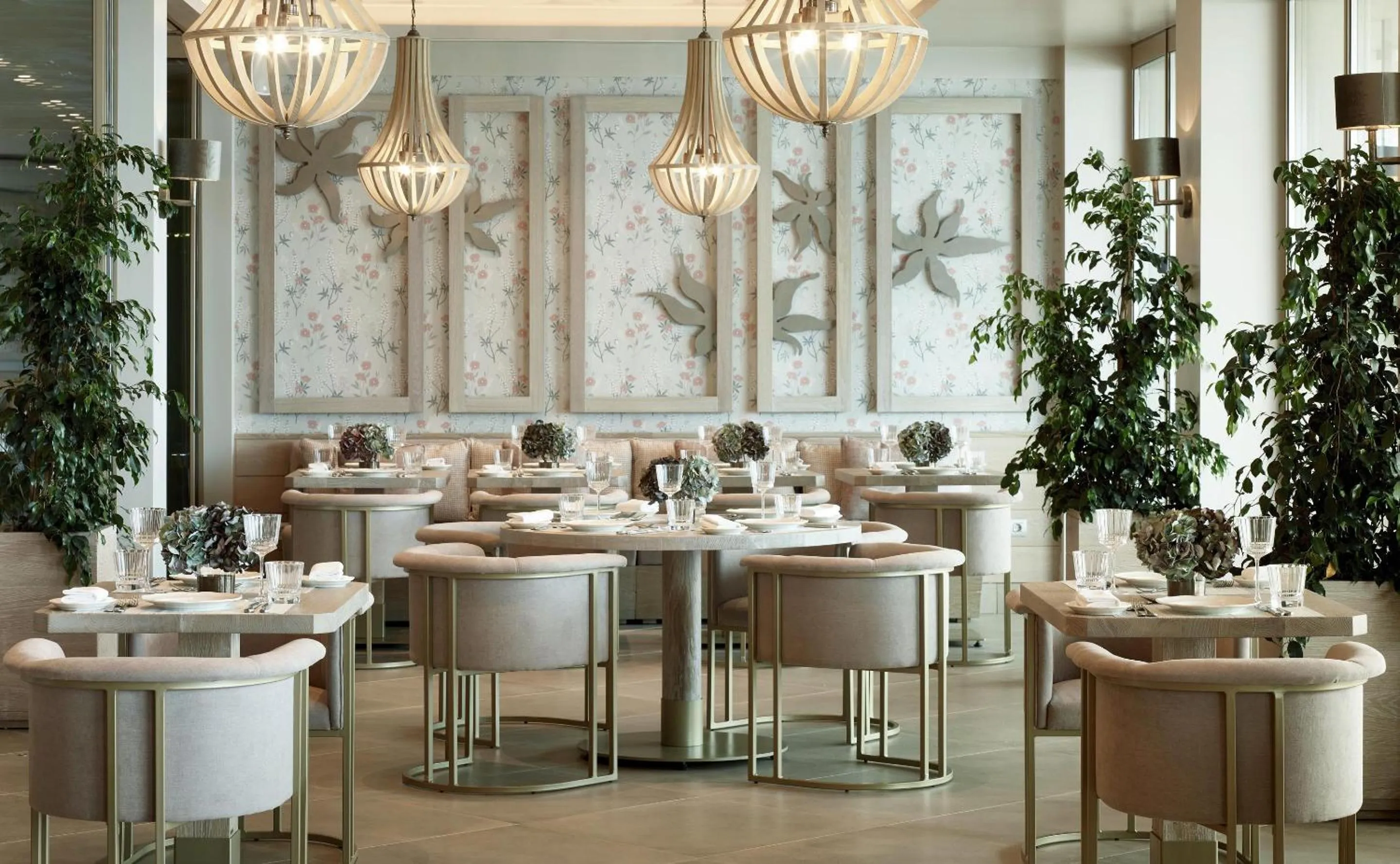 Restaurant/places to eat in Ikos Dassia