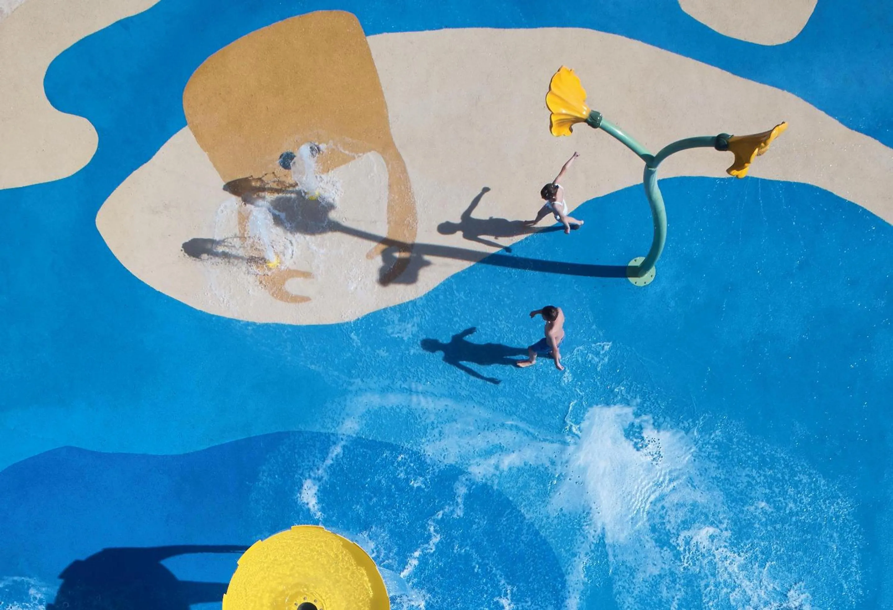 Swimming pool in Ikos Dassia