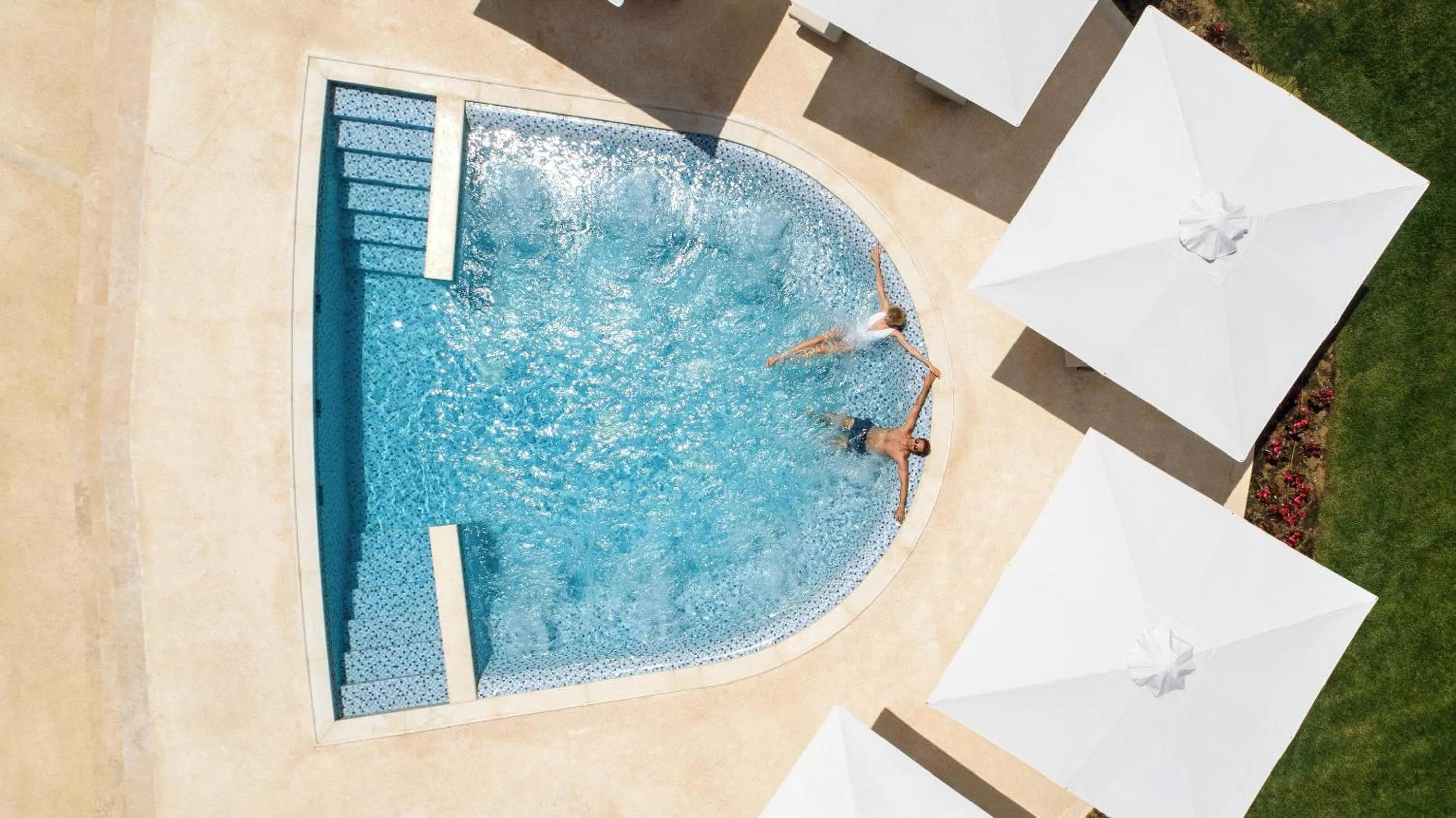 Swimming pool in Ikos Dassia