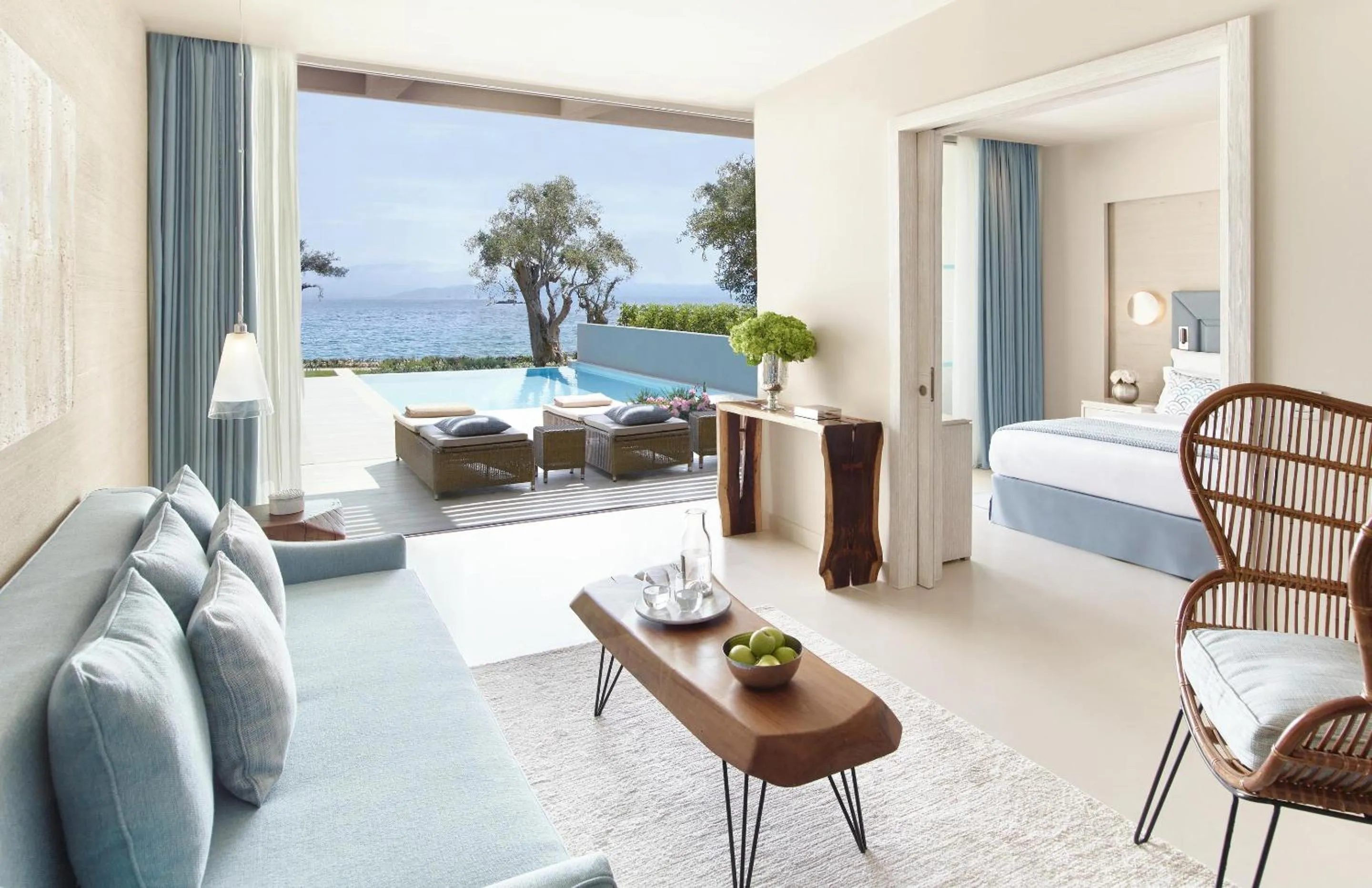 Photo of the whole room, Bed in Ikos Dassia