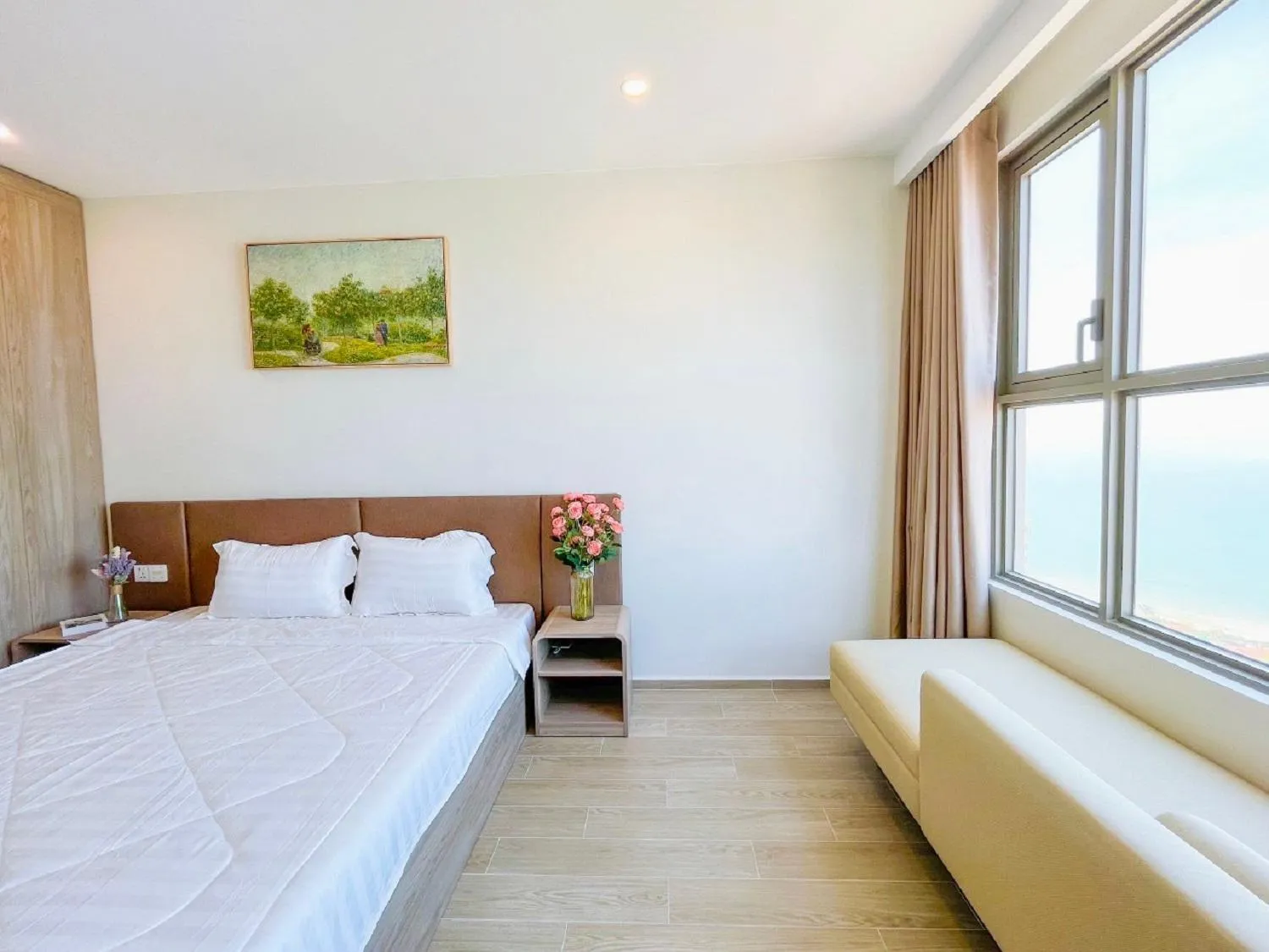 Bed in The Sóng Apartment Vũng Tàu - Sophia's House