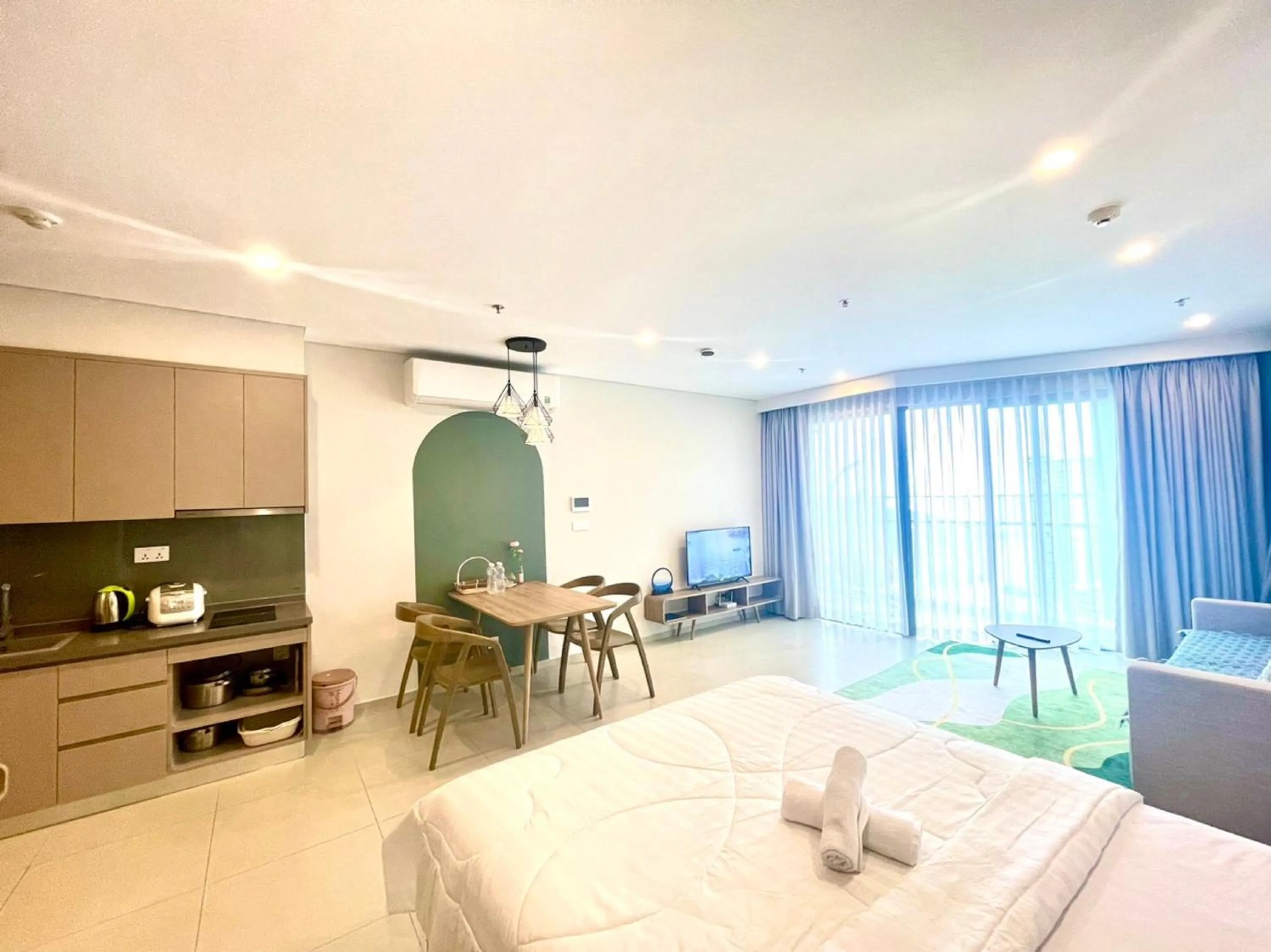 Bed in The Sóng Apartment Vũng Tàu - Sophia's House