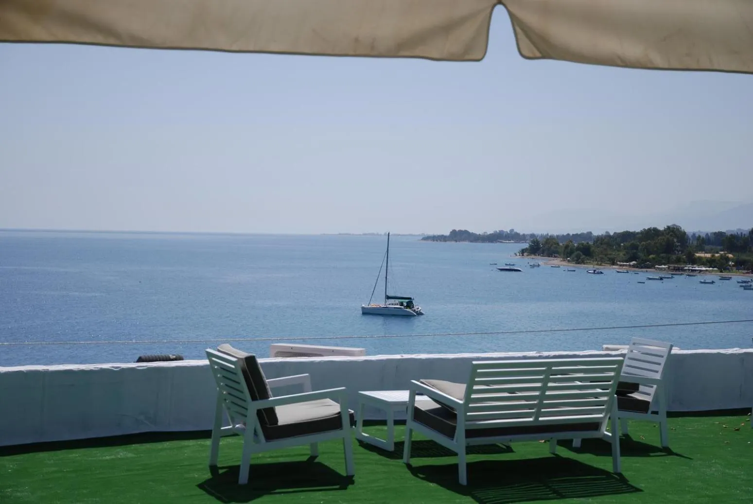 Lounge or bar in Hotel Kanelli Beach