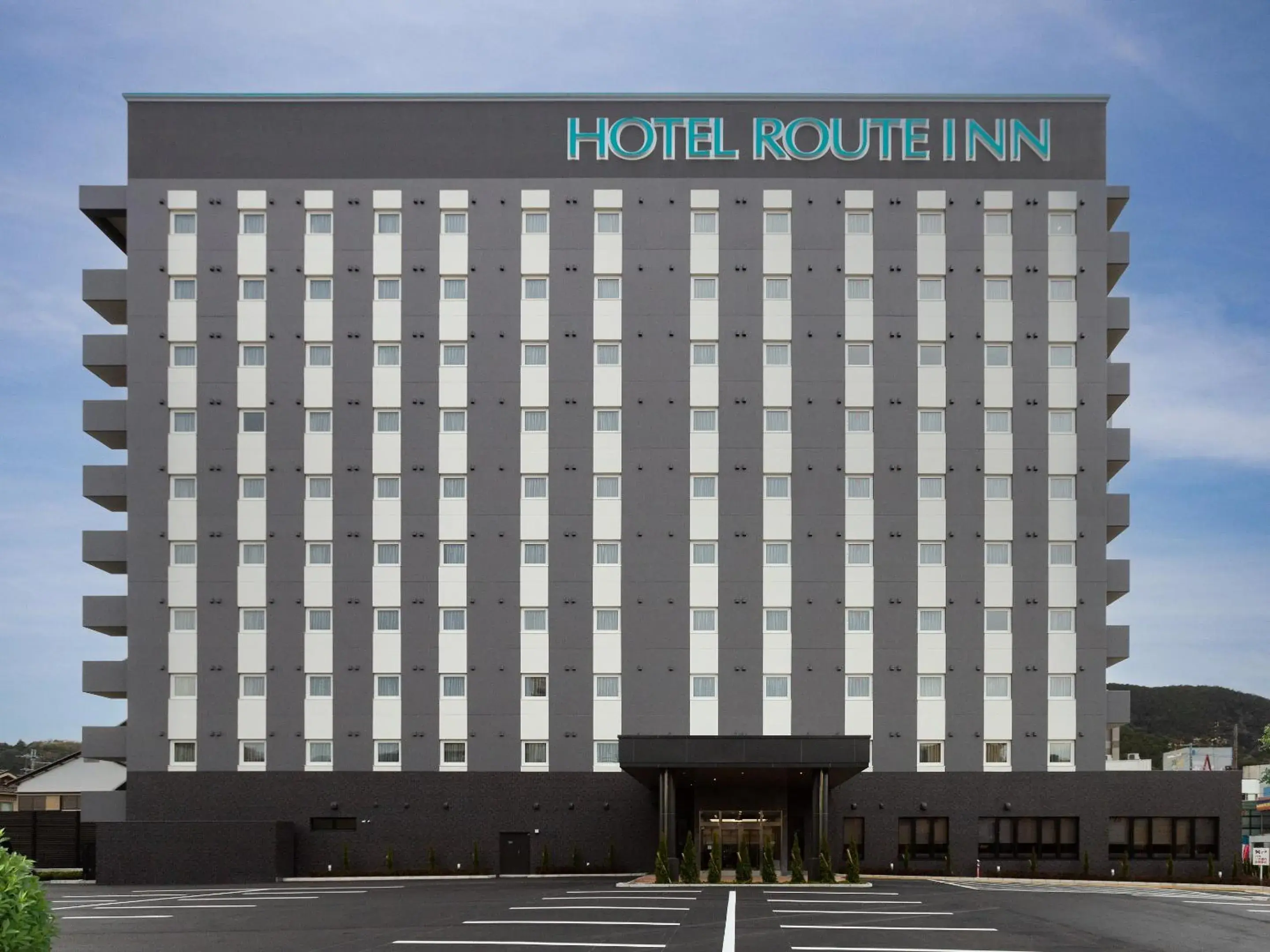 Property building in Hotel Route Inn Kyoto Maizuru -Nishi Maizuru Ekimae- Property building in Hotel Route Inn Kyoto Maizuru -Nishi Maizuru Ekimae-