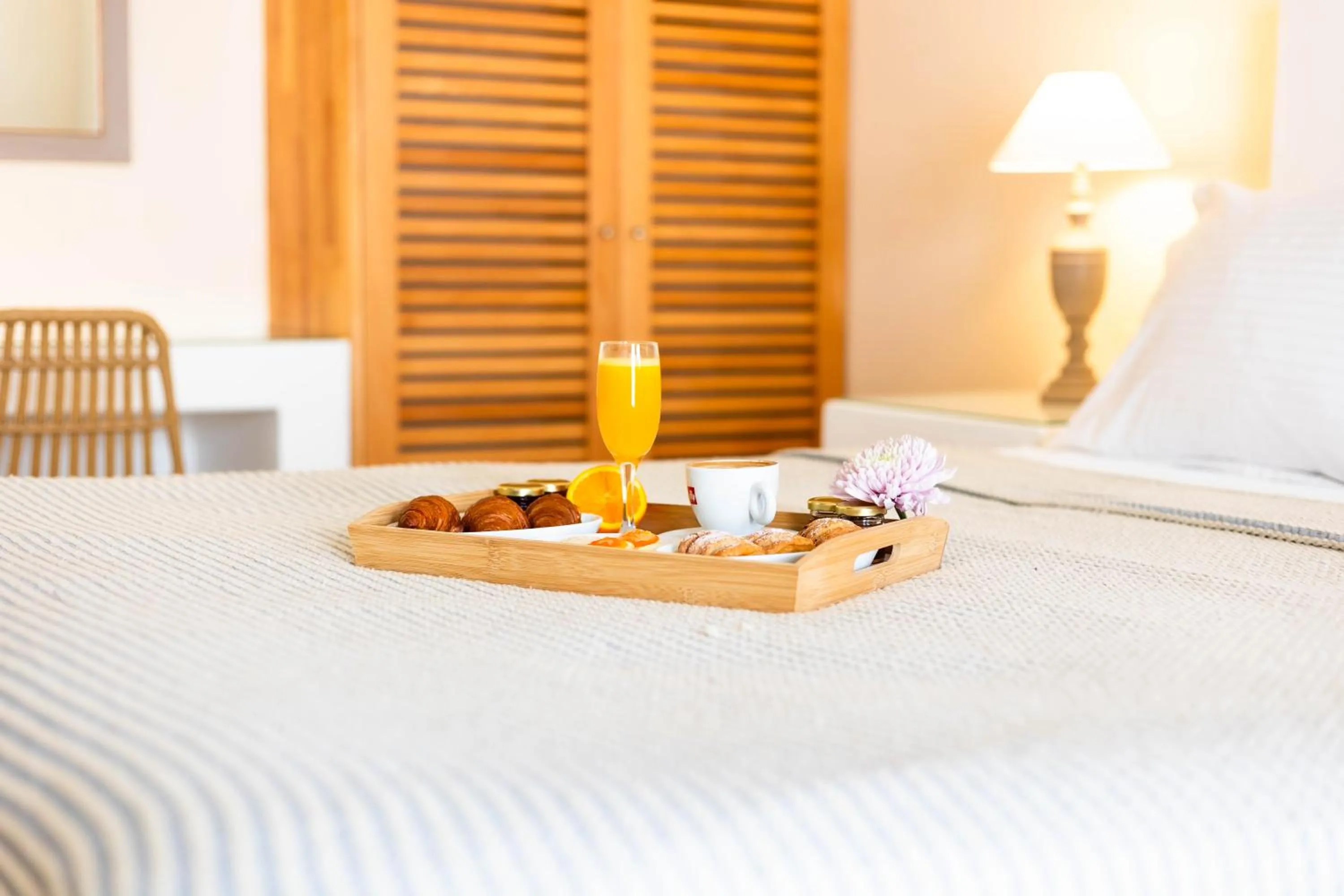 Bed in Sellada Beach