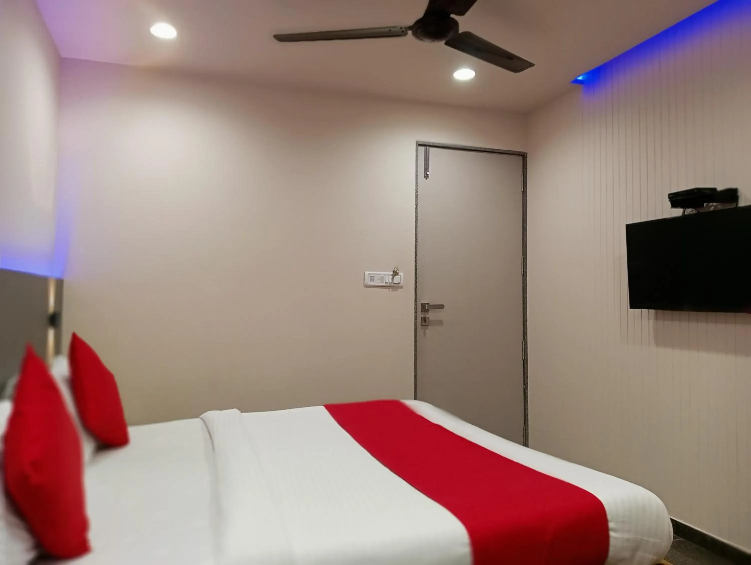 Bedroom, Bed in Hotel Royal Rituals Bedroom, Bed in Hotel Royal Rituals