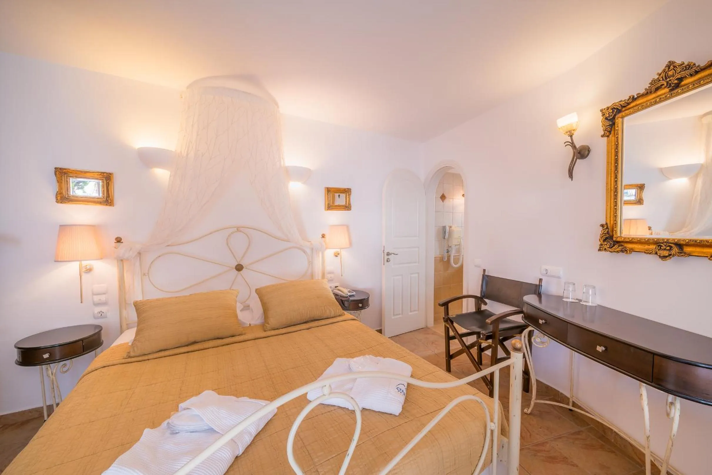 Bed in Chora Resort Hotel & Spa