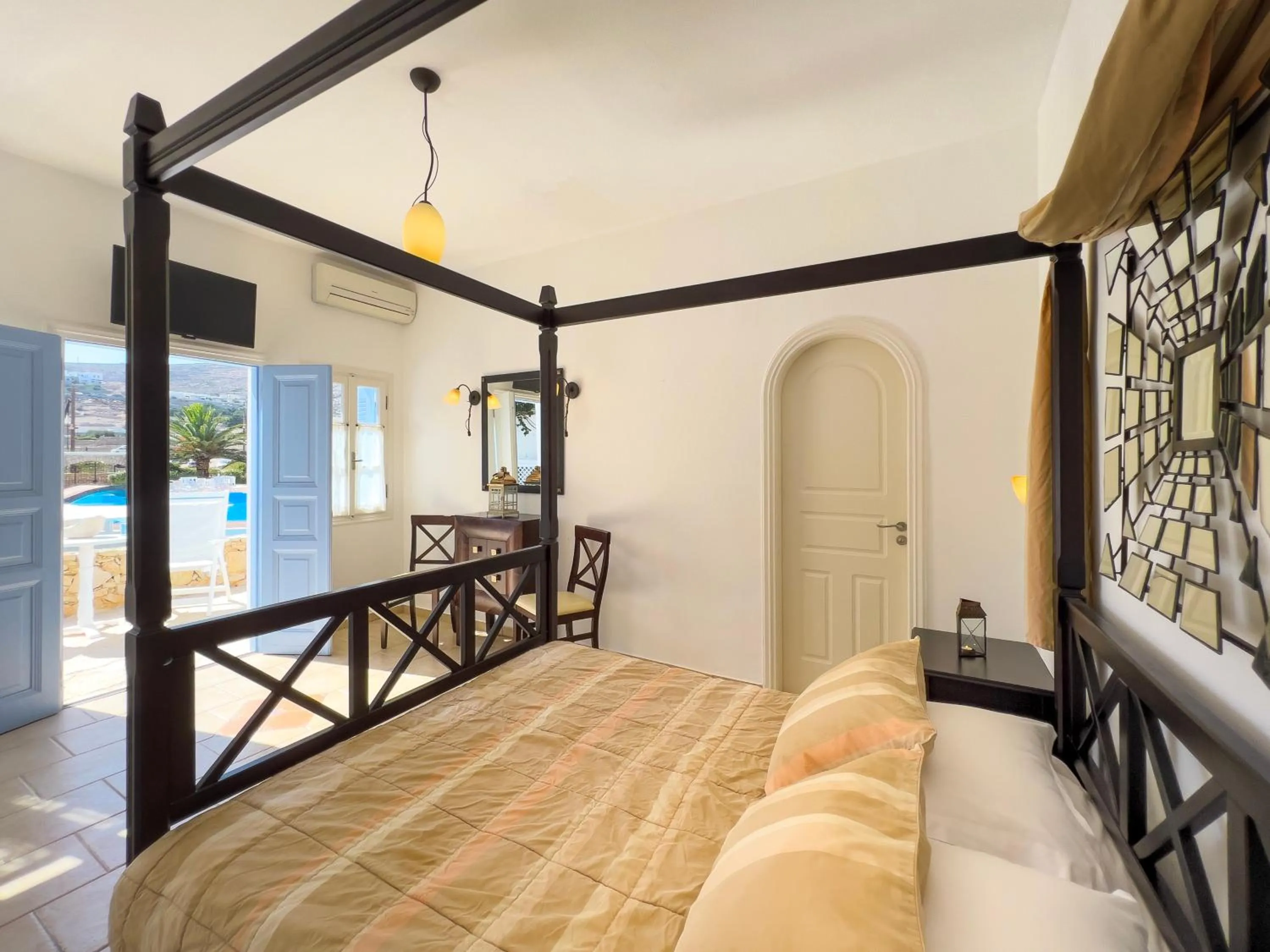 Bed in Chora Resort Hotel & Spa