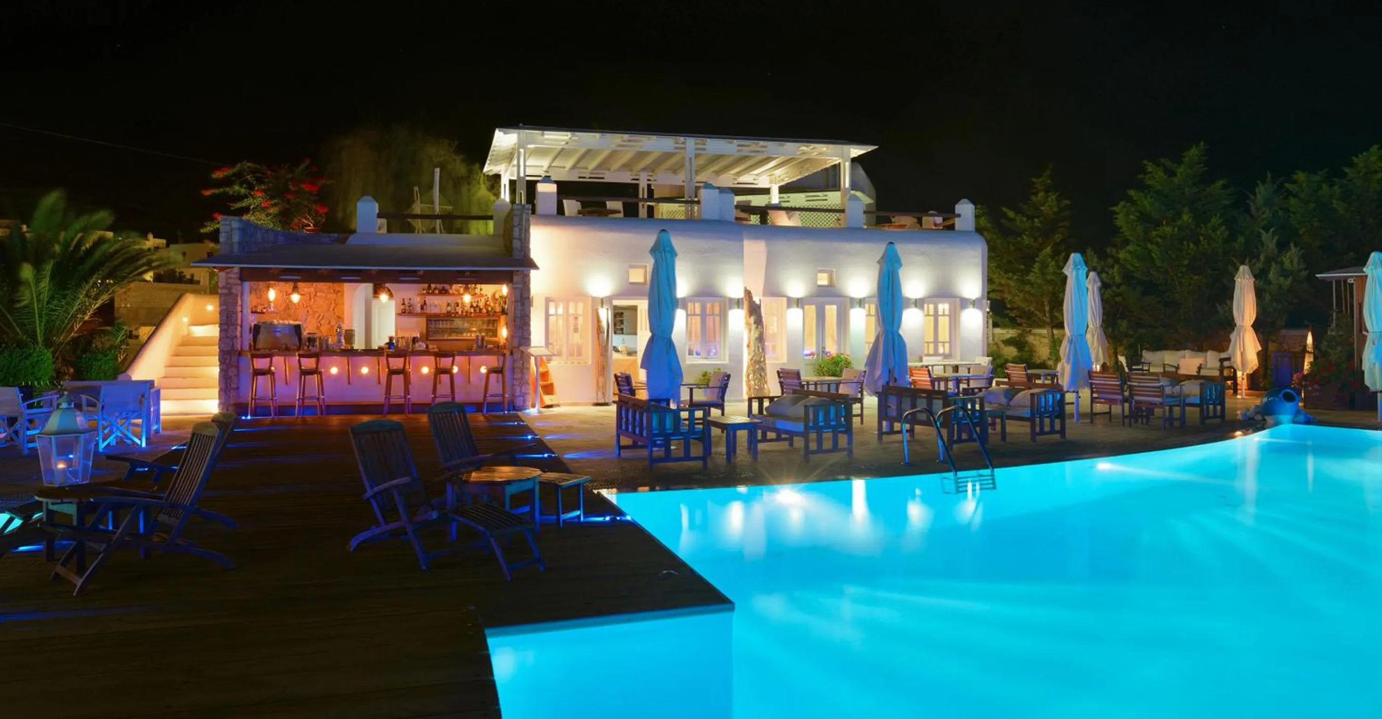 Lounge or bar in Chora Resort Hotel & Spa