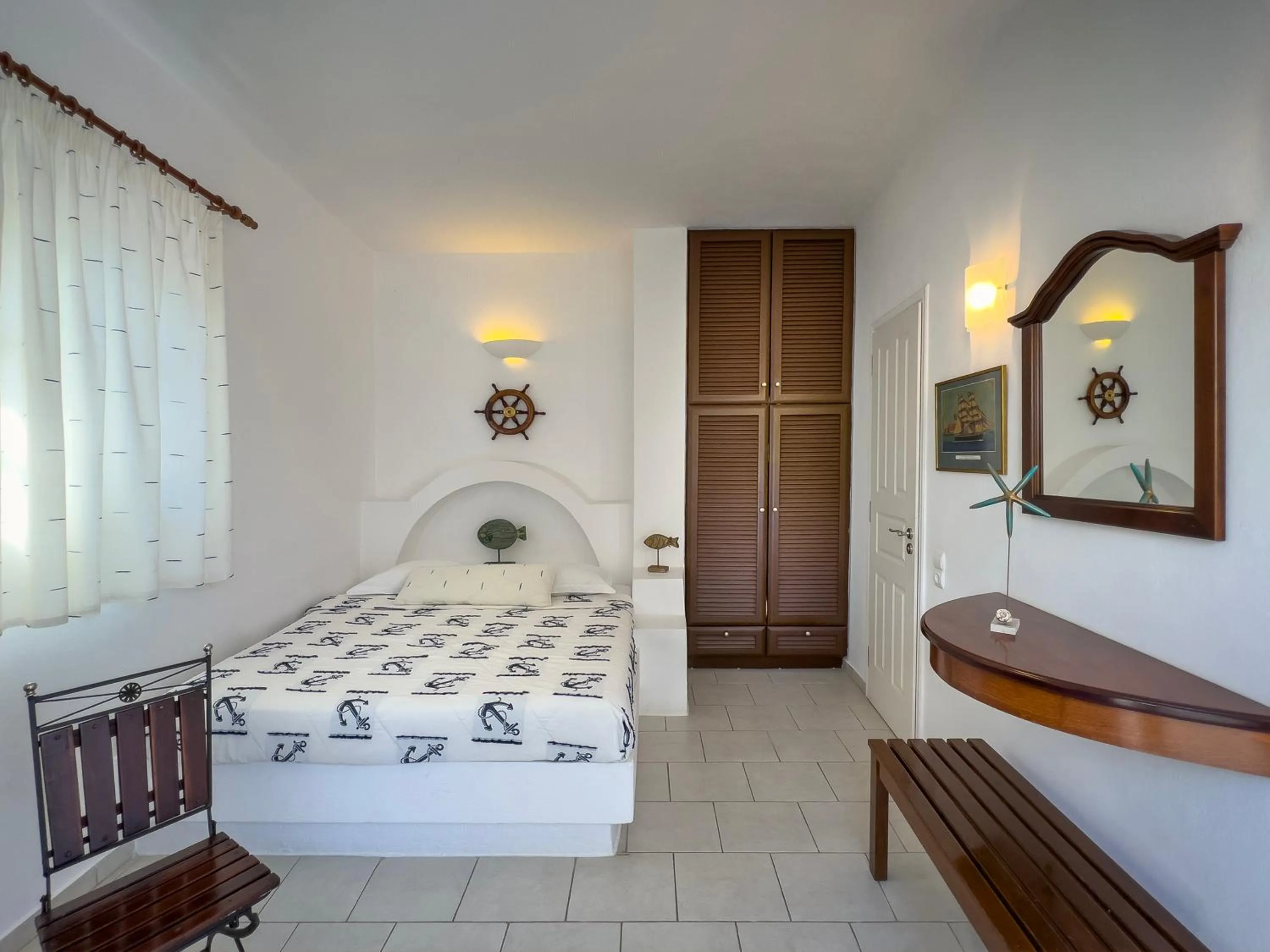 Bed in Chora Resort Hotel & Spa