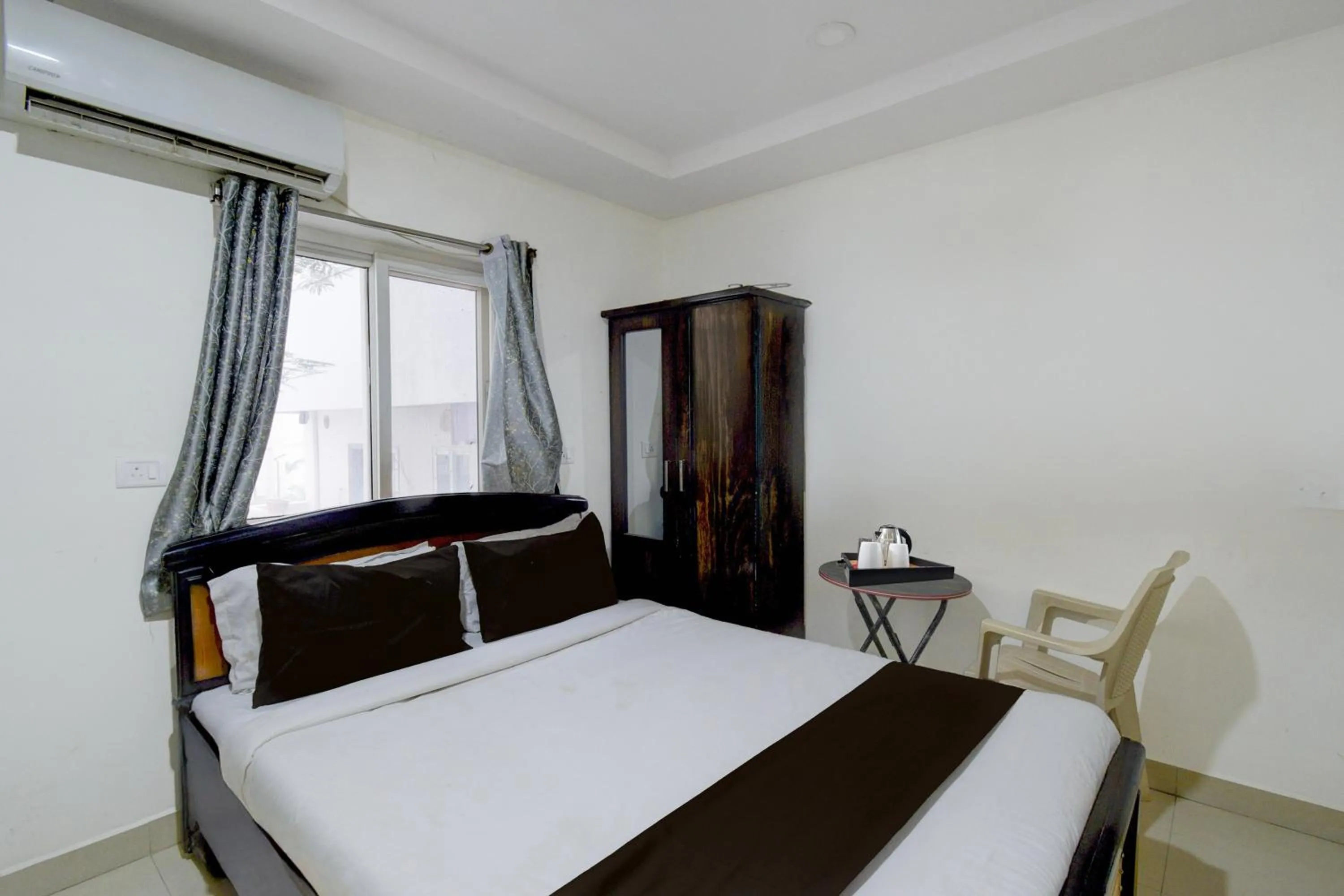 Standard Twin Room - single occupancy in Hotel O Hi-Tech City Metro Station Formerly R K Serenity