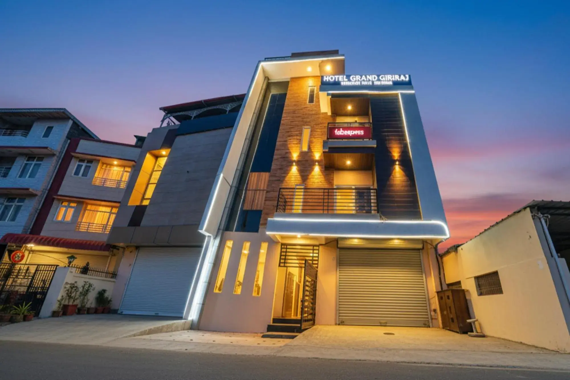 FabHotel Grand Giriraj FabHotel Grand Giriraj