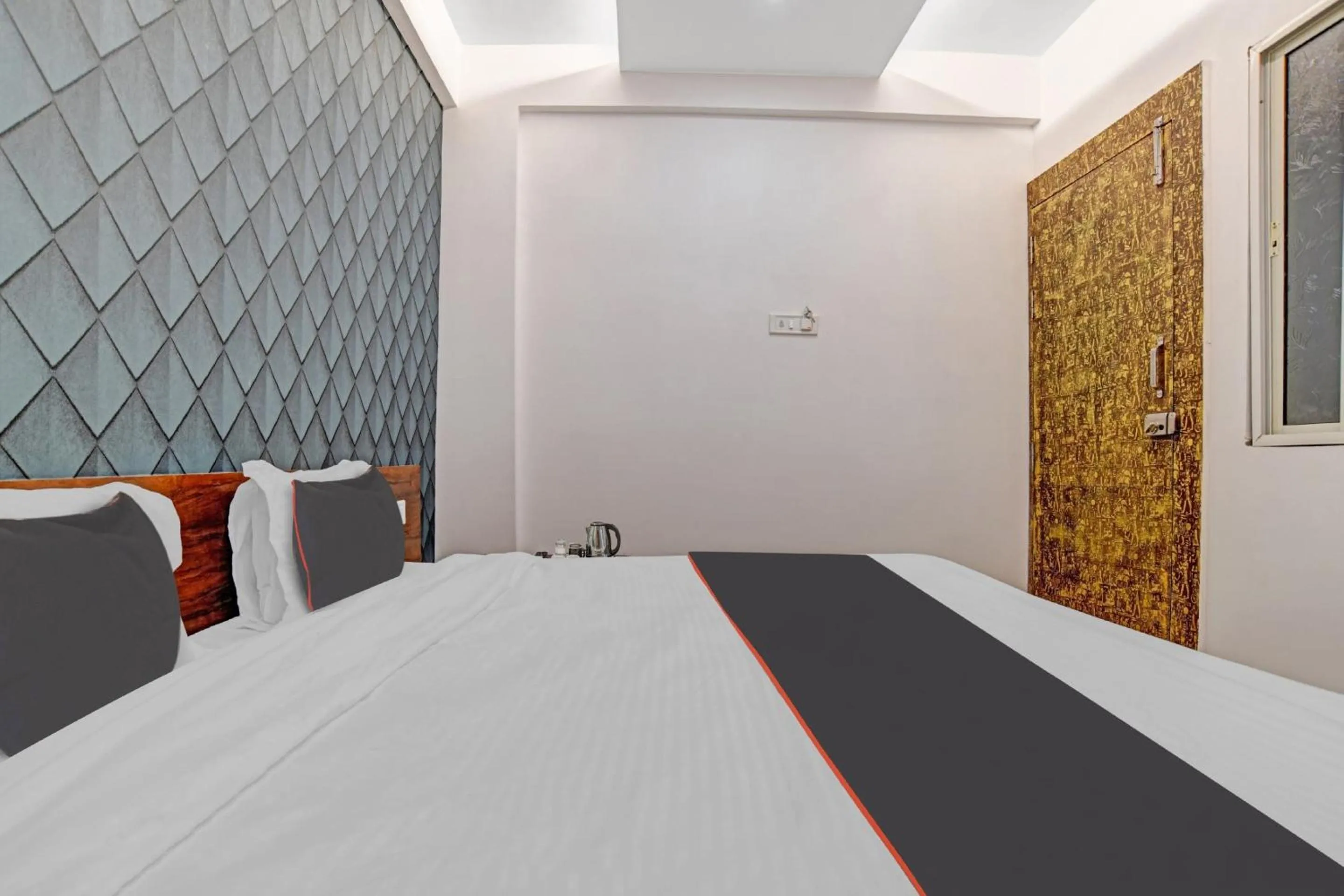 Bedroom in Hotel O A2 Hotel Classic