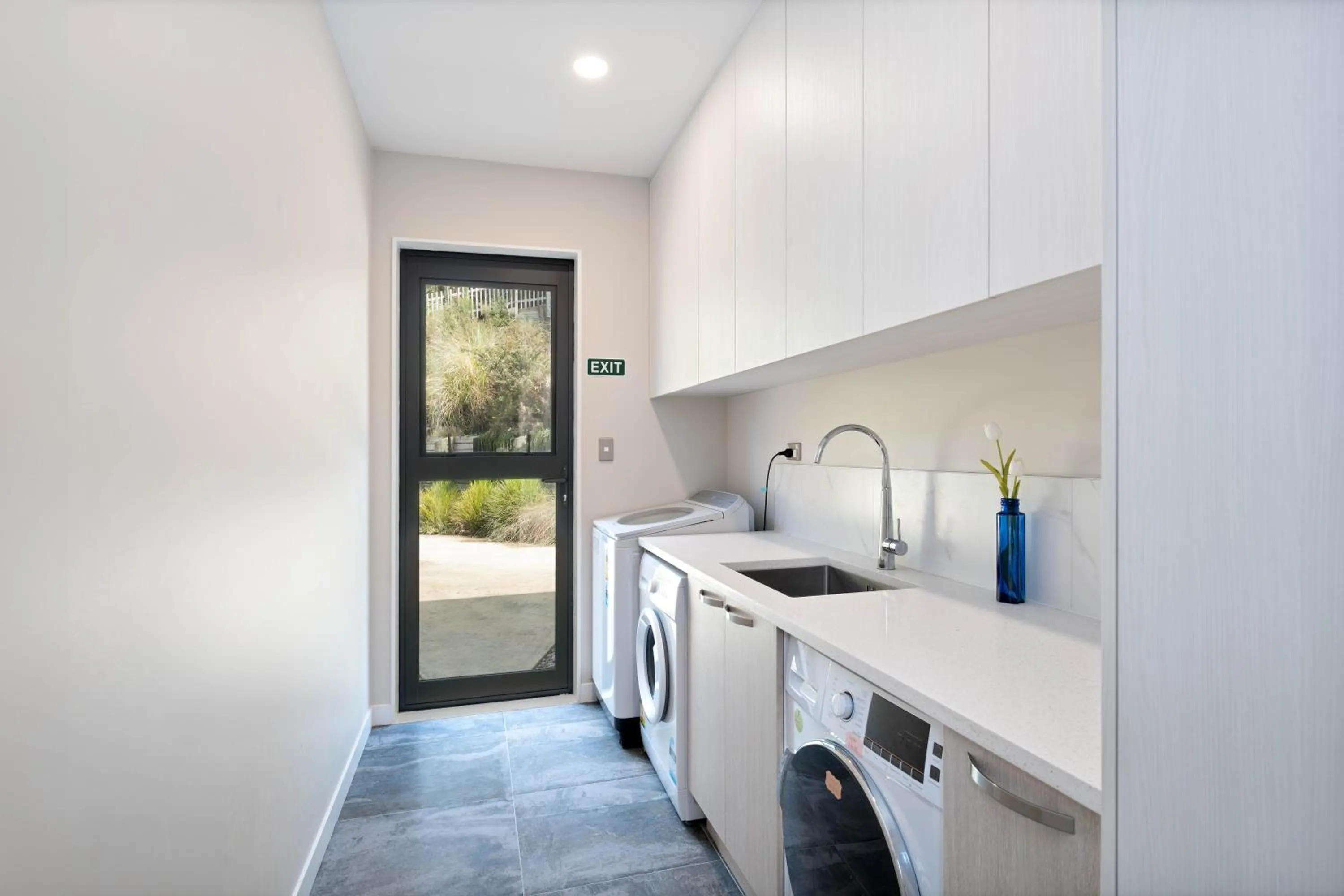 Twin Room with Shared Bathroom in Alpaca Manor Auckland